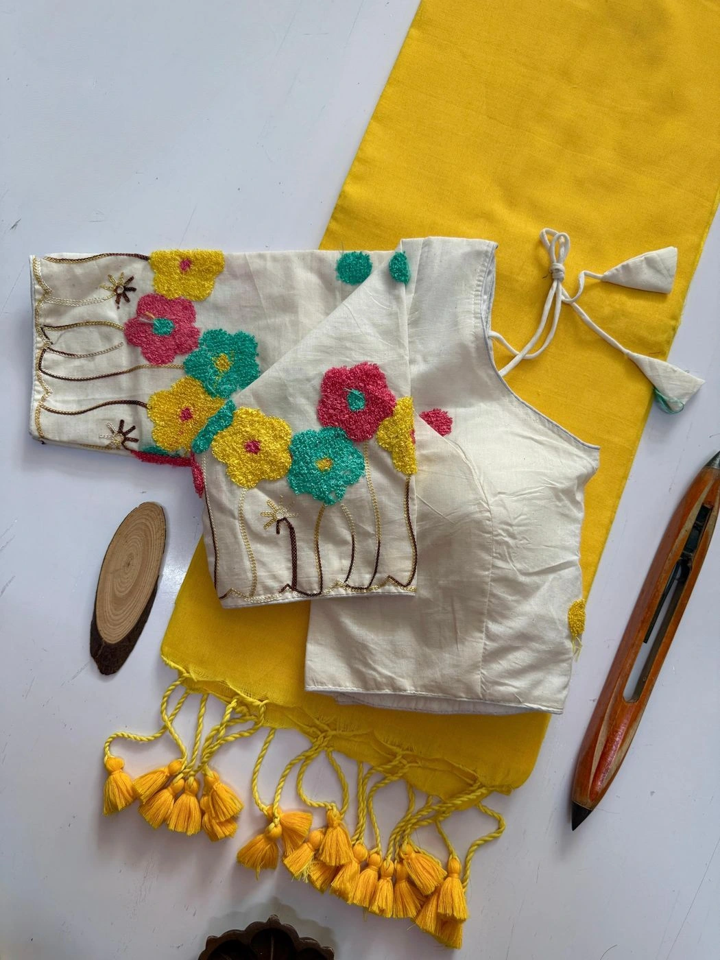 Tryloom Handloom Khadi Cotton Saree – Designer Embroidered Blouse with Premium Aura Cotton & Tassel Pallu (CF-182) 5