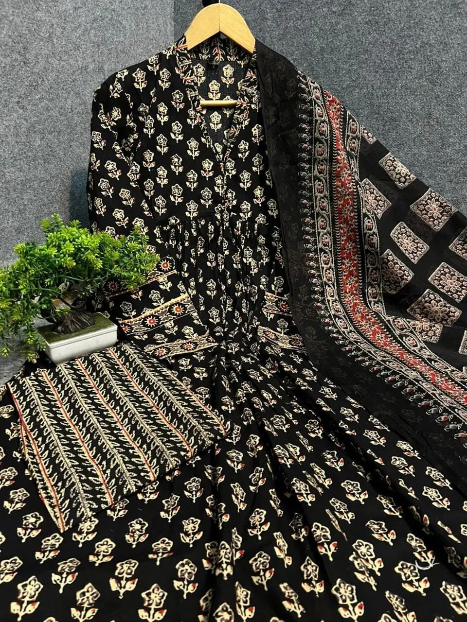 Tryloom Heritage Bloom Cotton Kurti Set | Premium Hand Work Cotton Kurti with Pant & Dupatta | Festive Ethnic Wear Collection 11