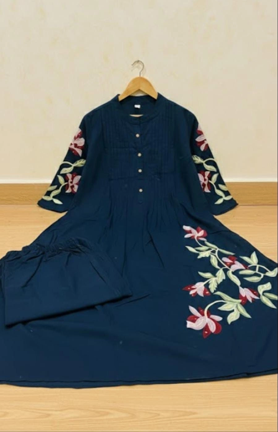 Tryloom Midnight Bloom Pure Cotton Embroidered Kurta Pant Set | Premium Floral Ethnic Wear for Women 3