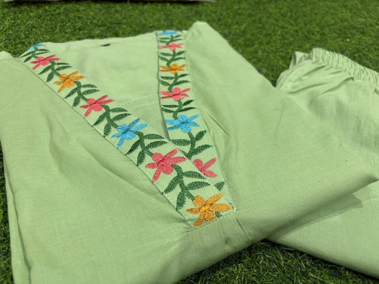 Tryloom Mint Blossom Premium Cotton Embroidered Kurti Pant Set | Designer Cotton Ethnic Co-Ord Set for Women 4