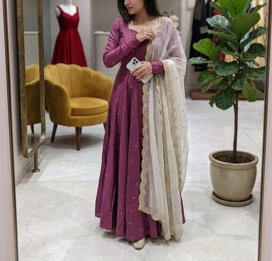 Tryloom Royal Chinnon Embroidered Festive Anarkali Set | Premium Designer Party Wear Gown with Chinnon Silk Dupatta 2