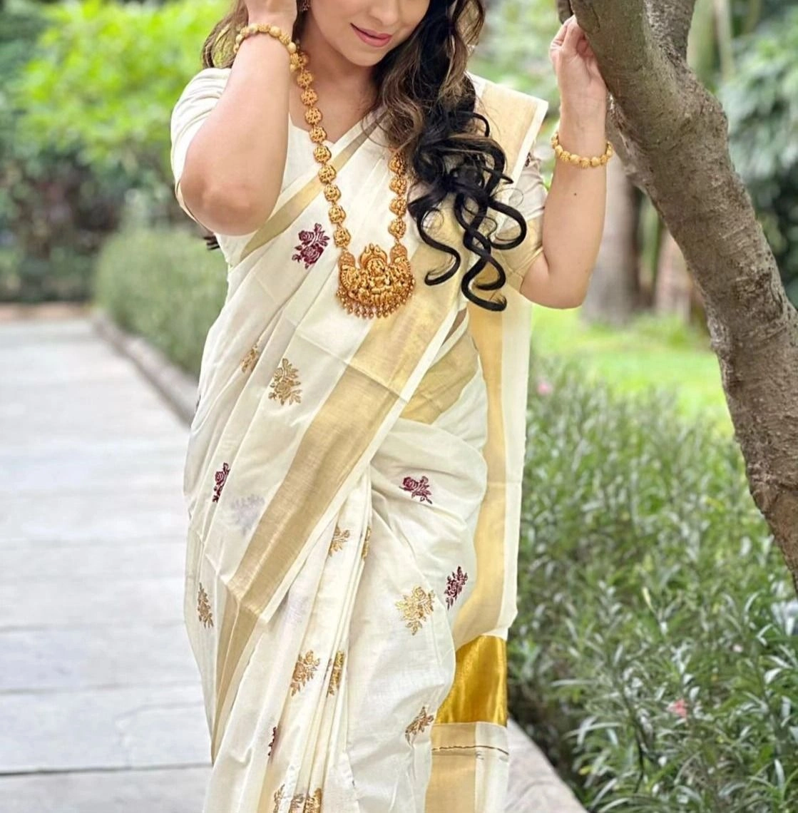 Tryloom Heritage Rose Embroidered Premium Cotton Saree | Kerala Traditional Soft Cotton Festive Saree 1