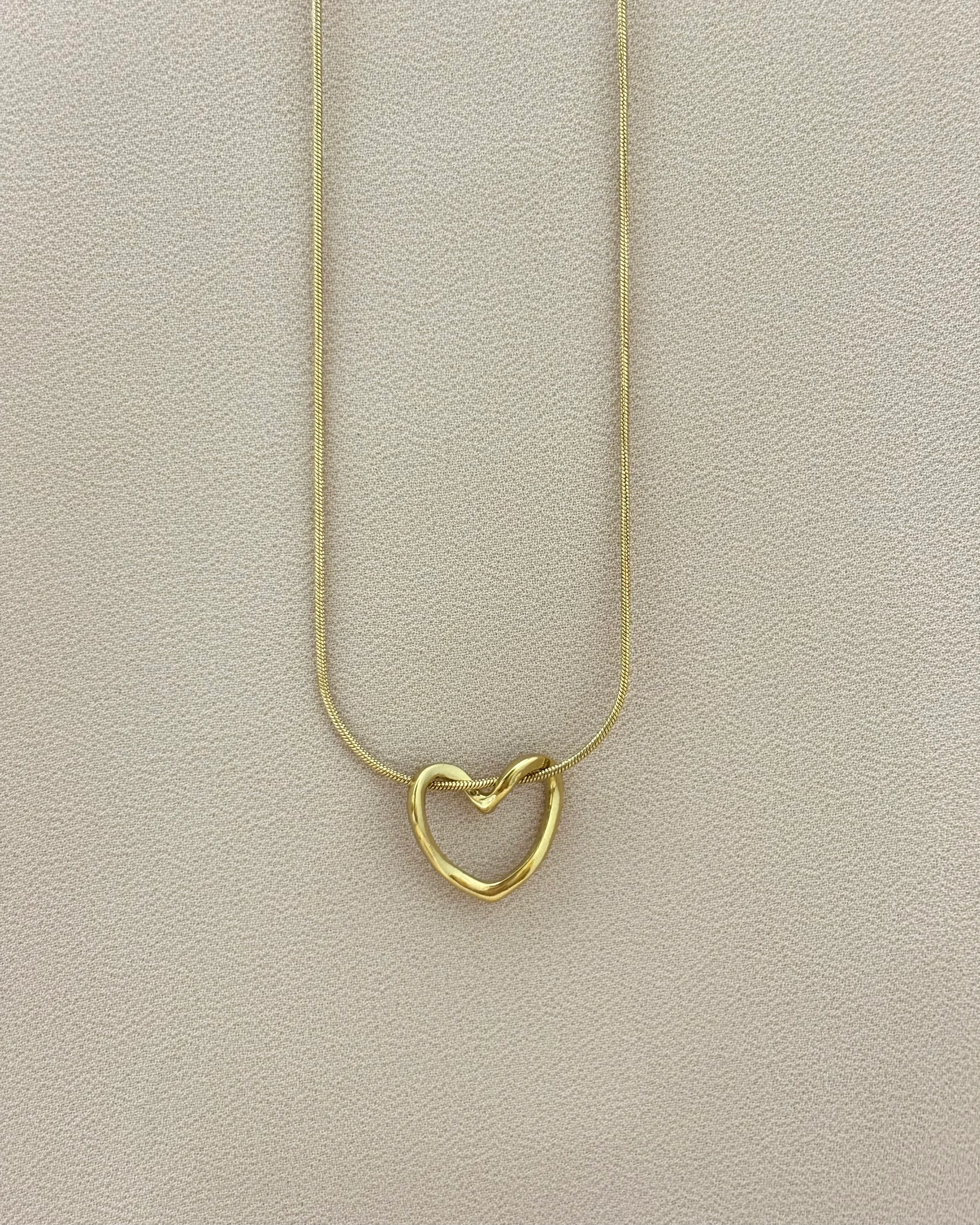 Heart themed pendant necklace