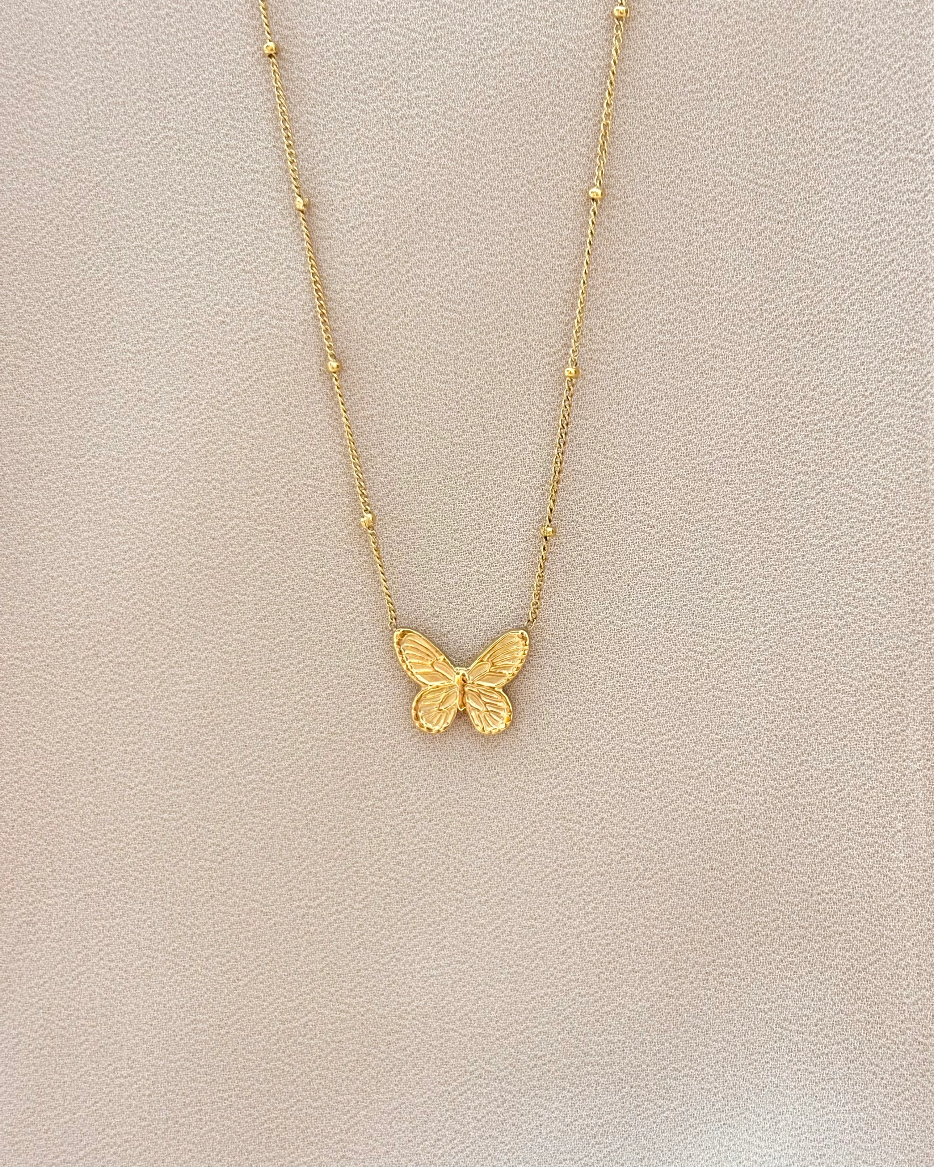Butterfly shaped pendant necklace 2