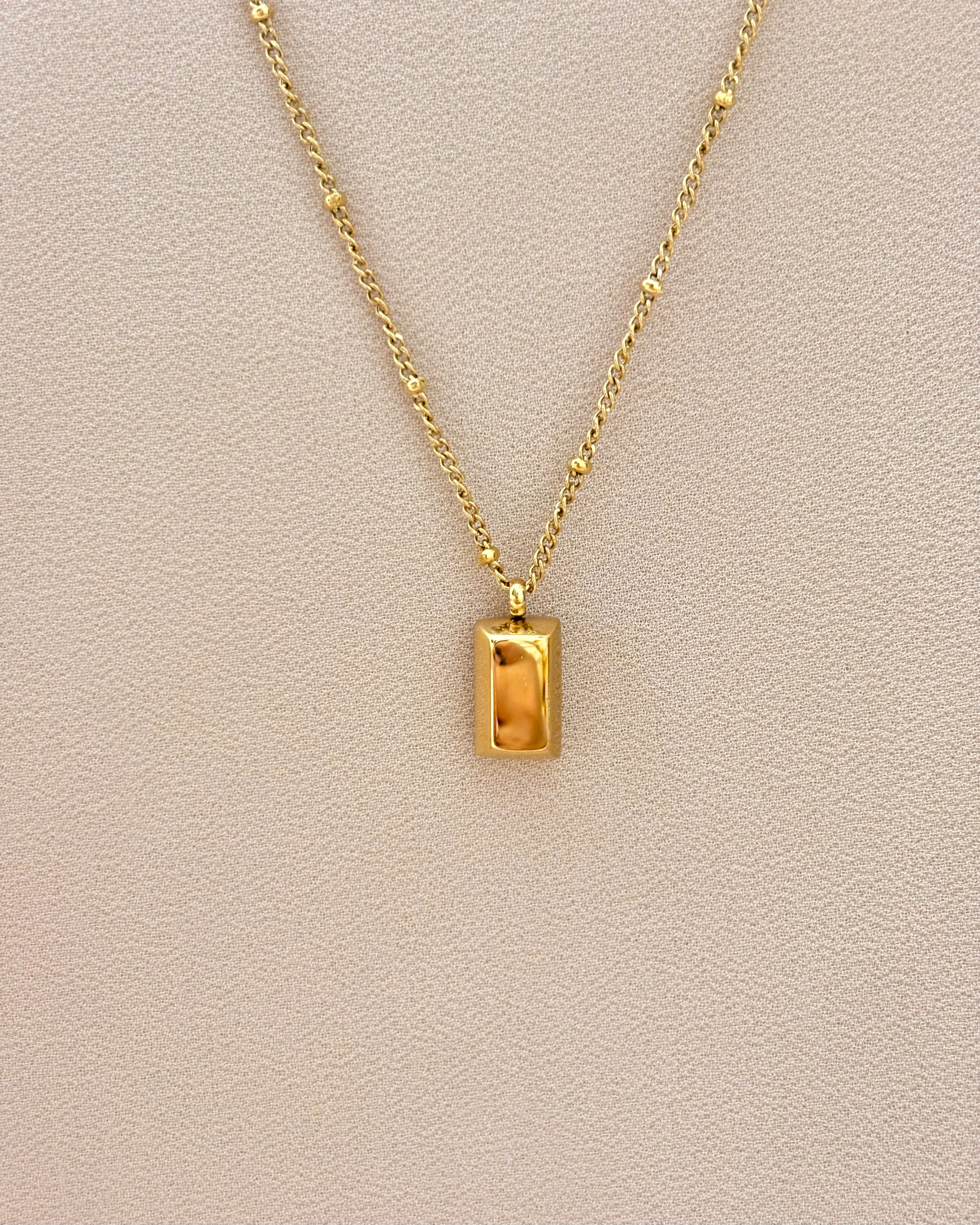 Rectangular gold biscuit pendant necklace 1