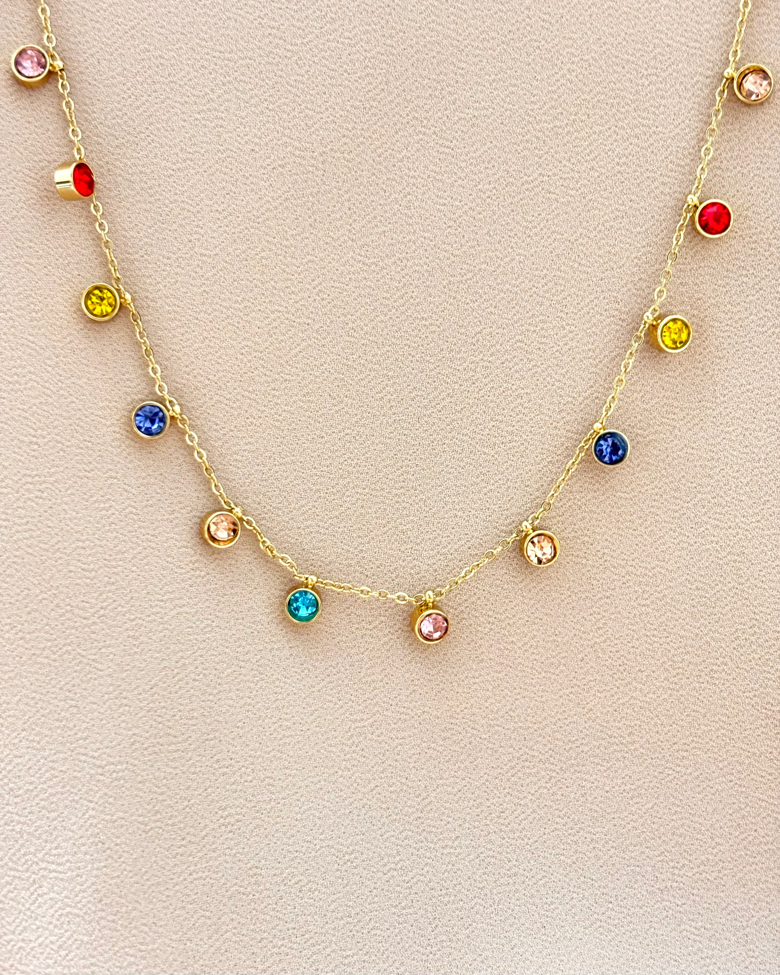 Multicolour stones studded charm necklace 3