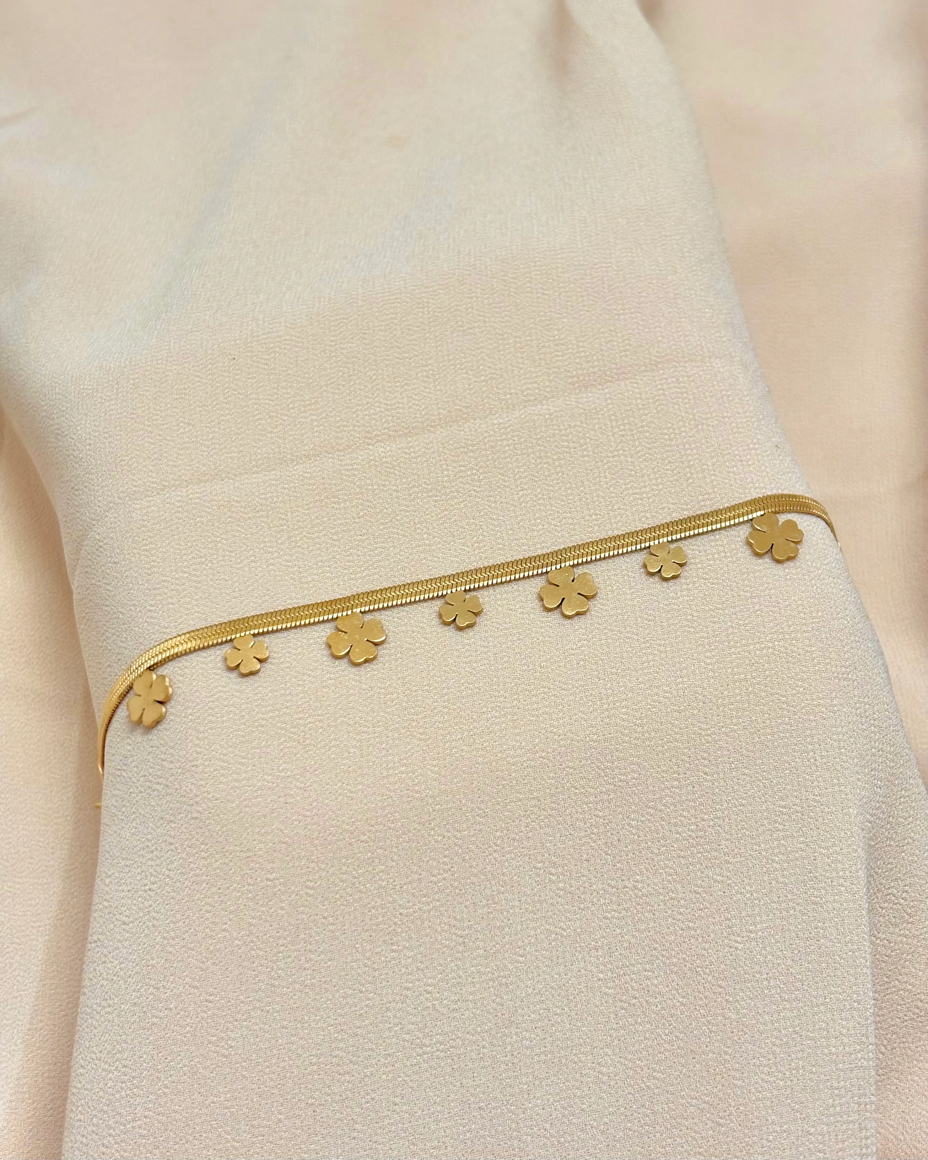 Clover charm snake chain bracelet