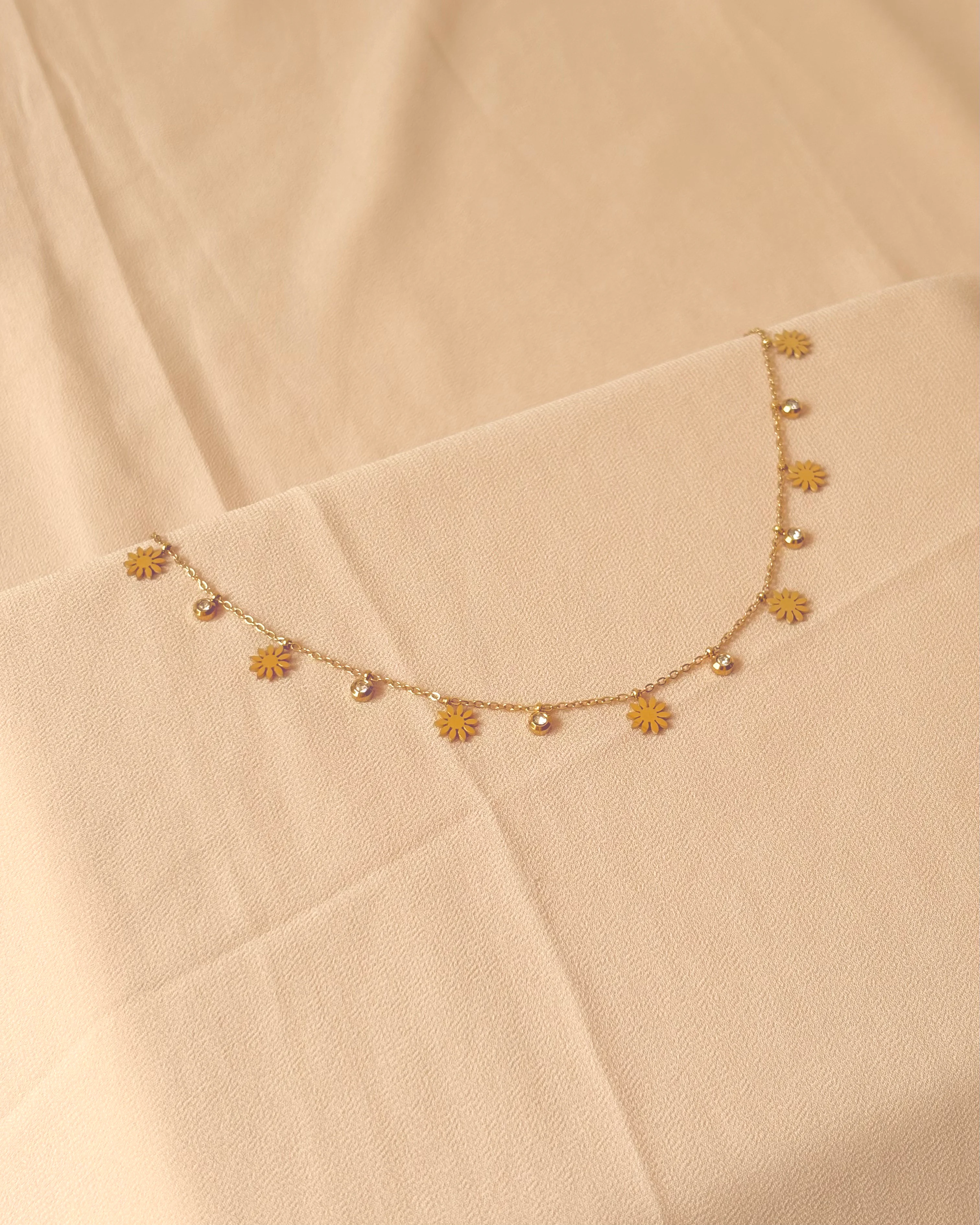 Flower charm Necklace 2