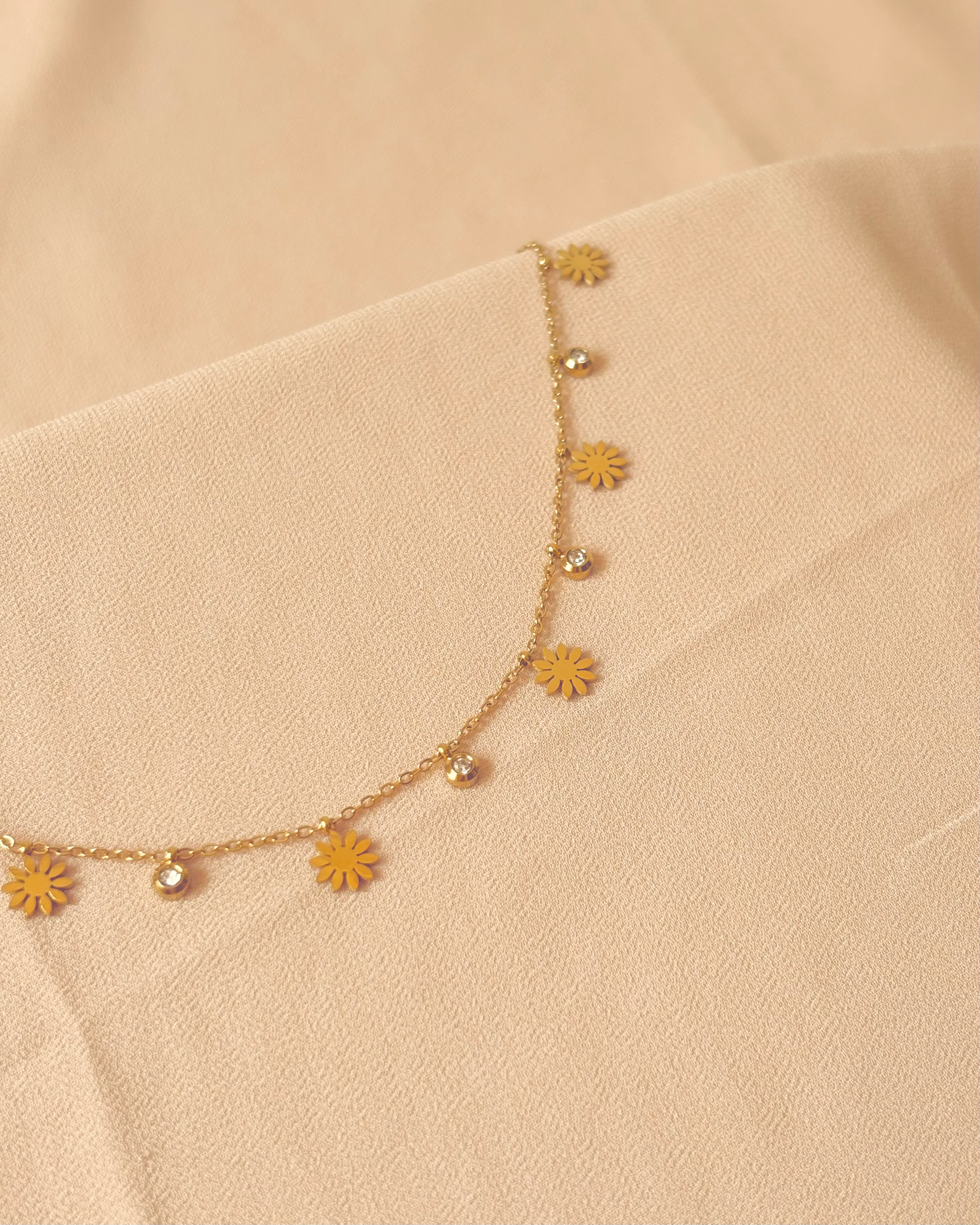 Flower charm Necklace 3