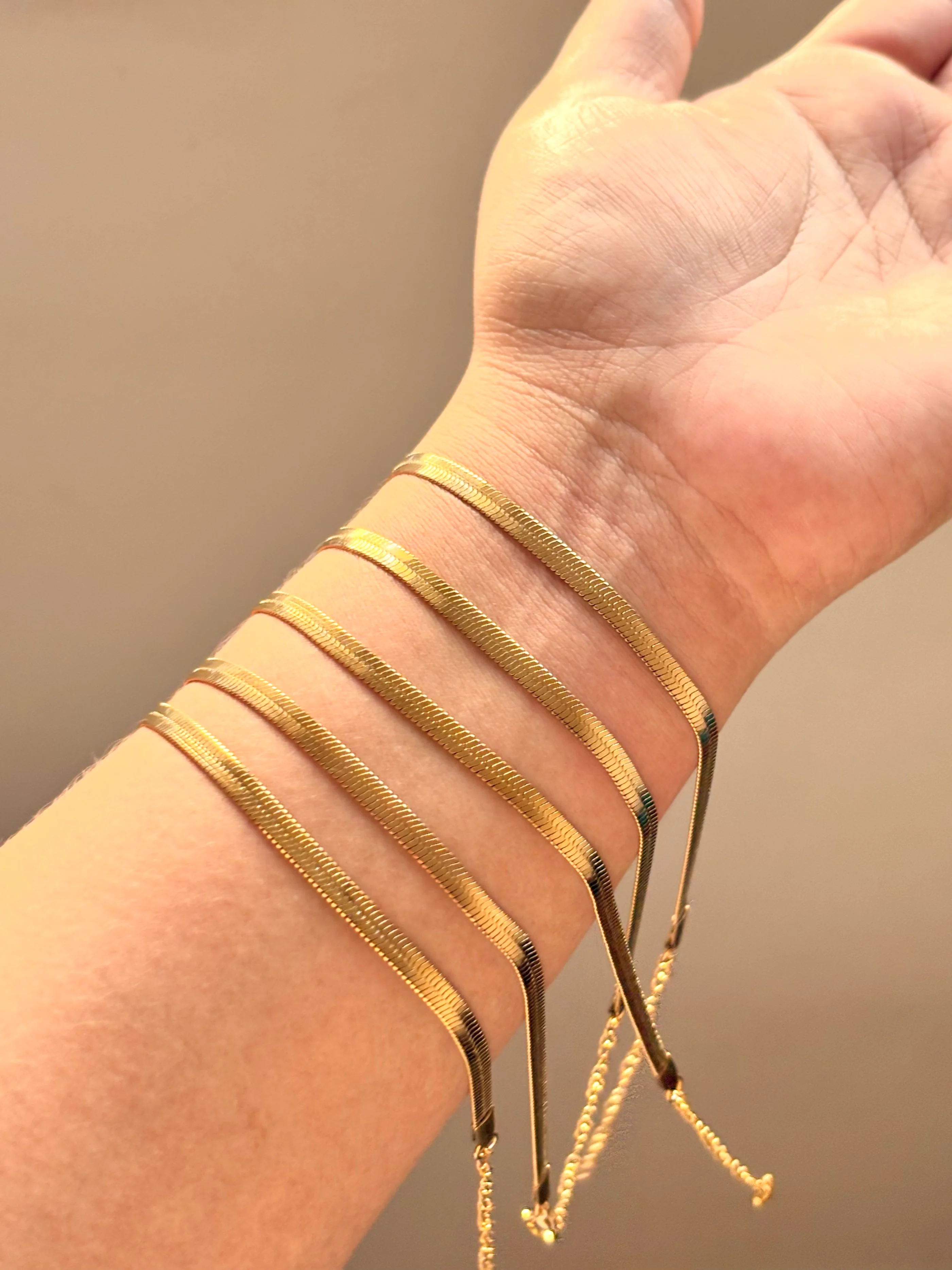Snake chain plain bracelet