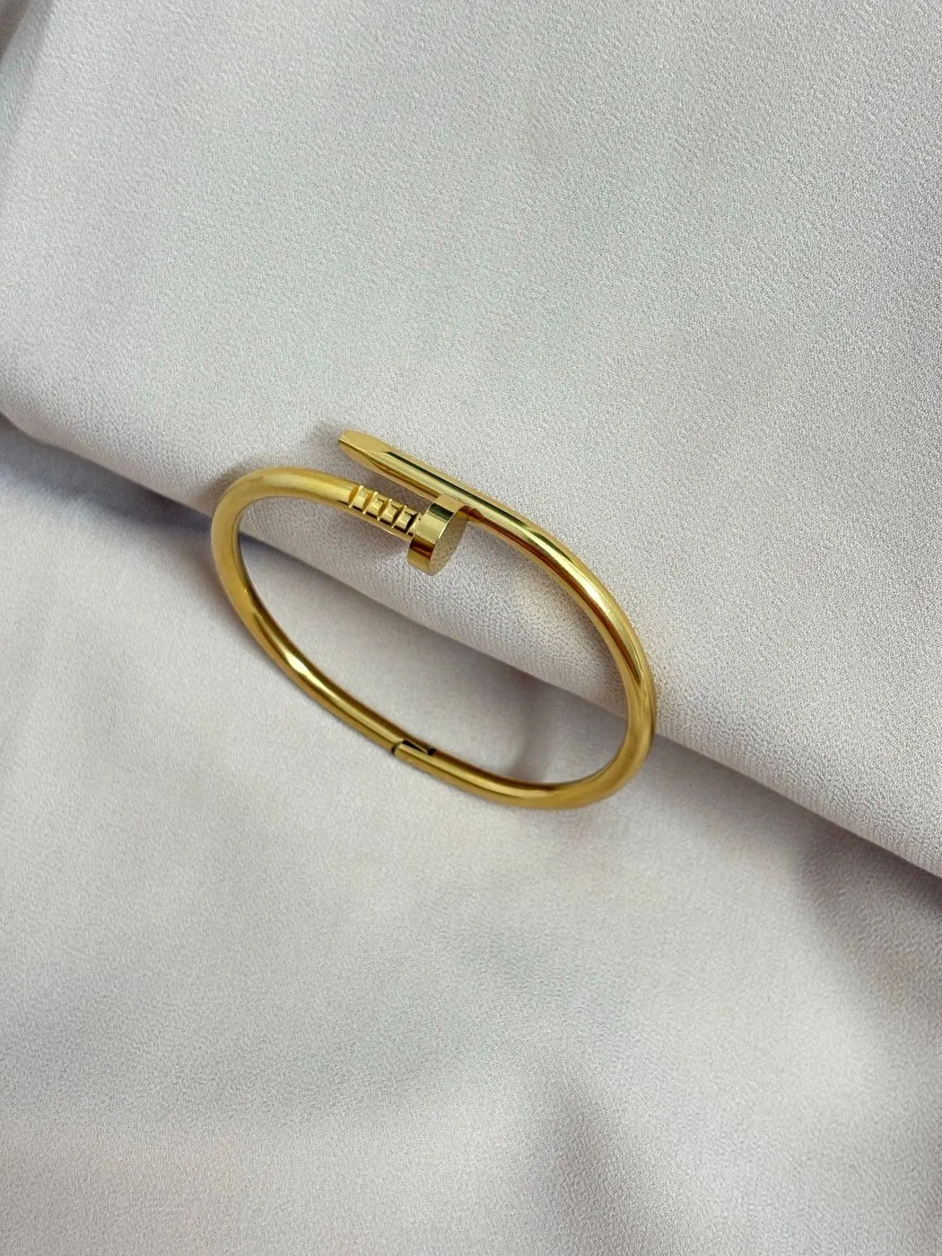 Nail bangle bracelet