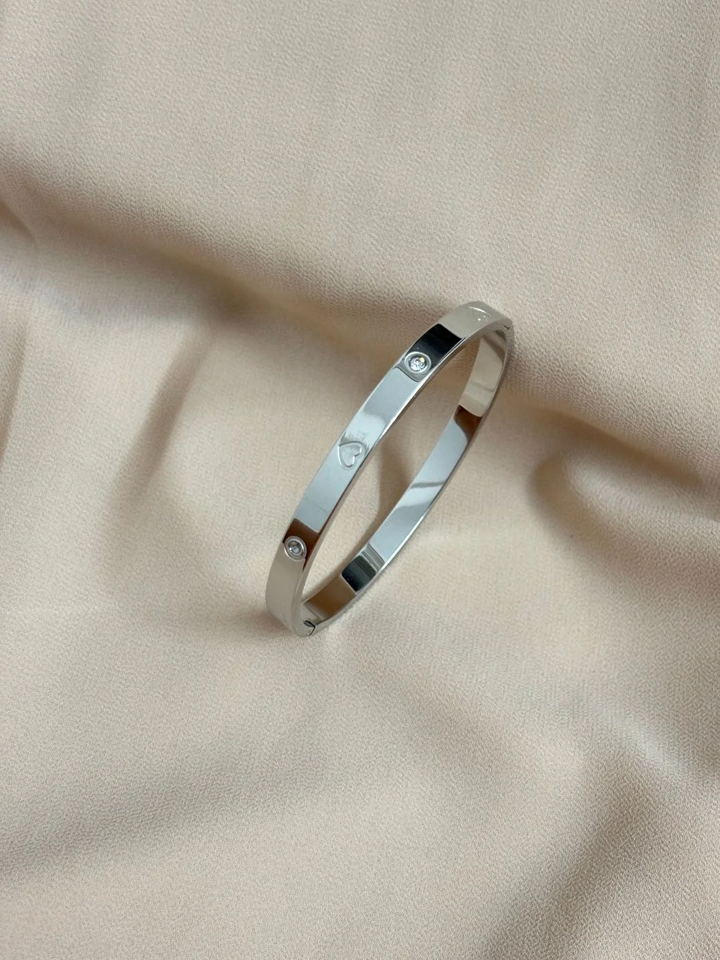 AD studded love engraved bangle bracelet-silver 2