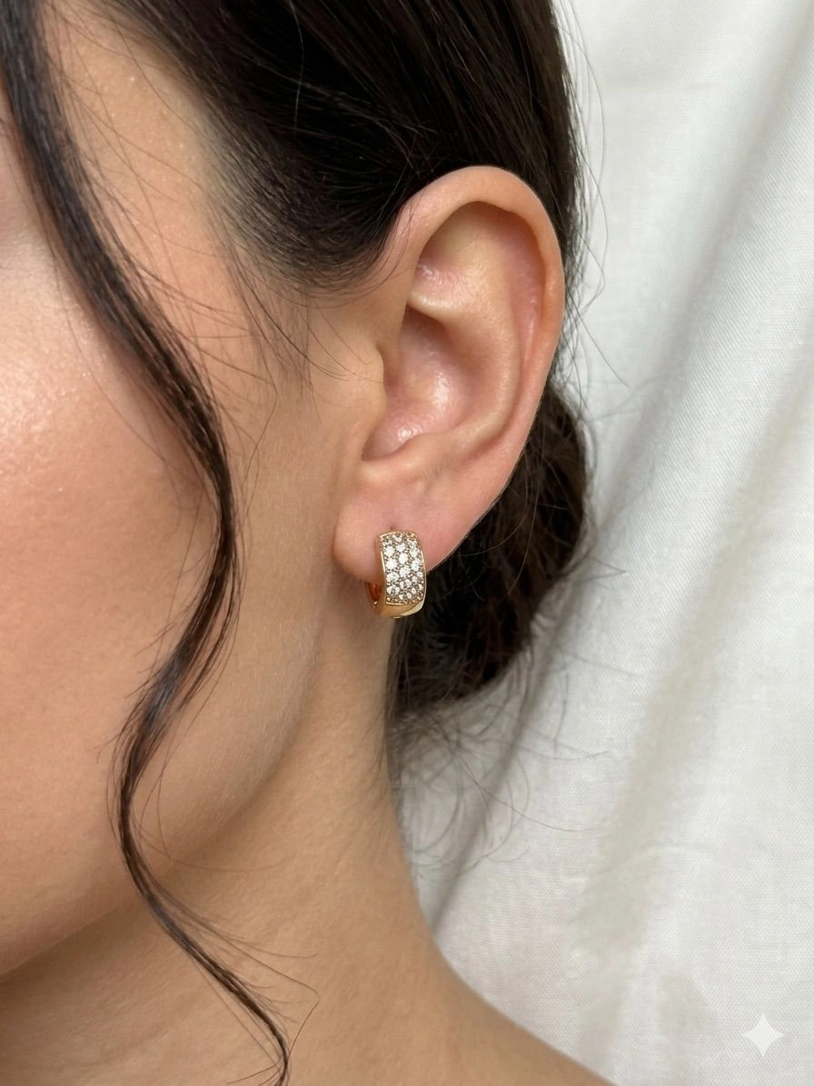 Xuping medium size three line stones hoops 1