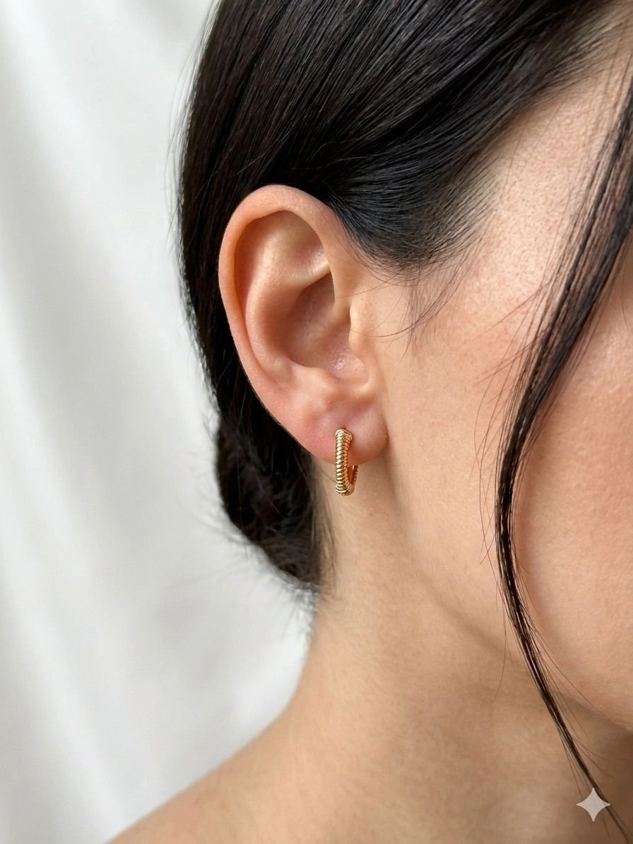 Xuping minimal small hoops 1
