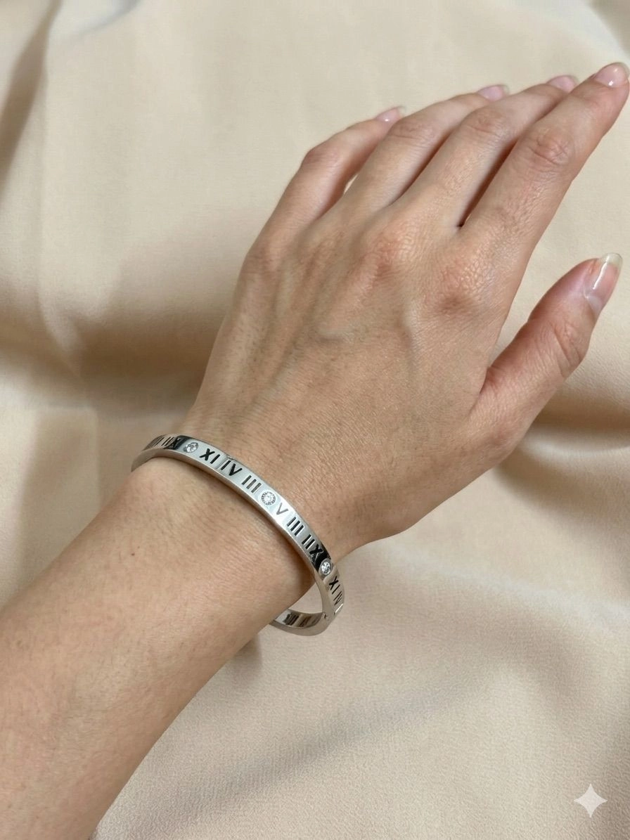 Roman letters bangle bracelet 1