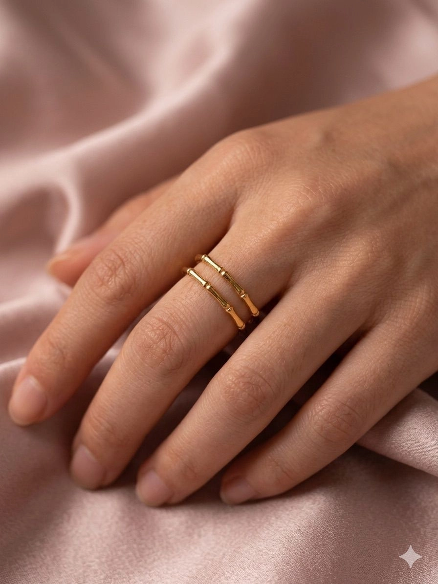 Minimal two layer adjustable ring 1