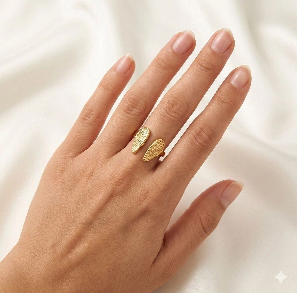 Wings themed adjustable ring 1