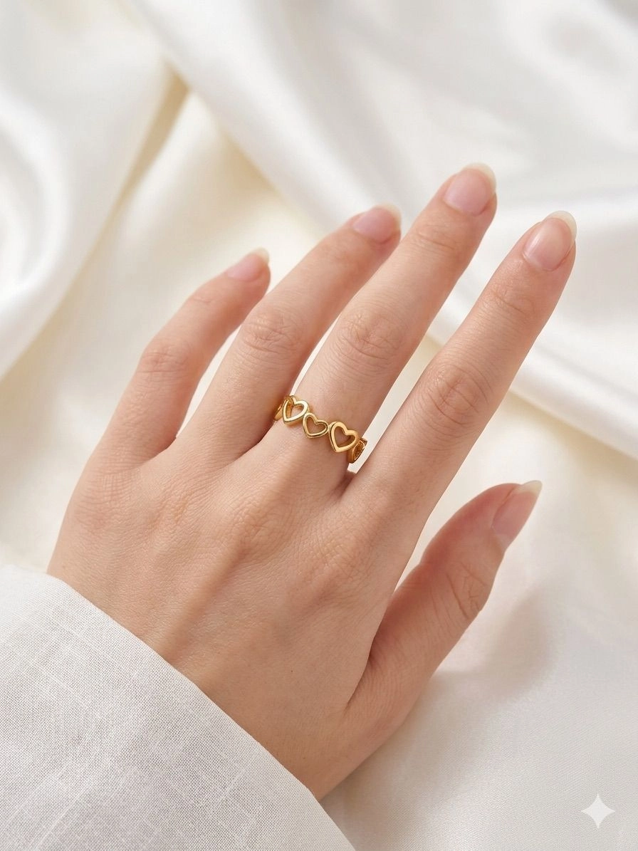 Hearts wrapped ring