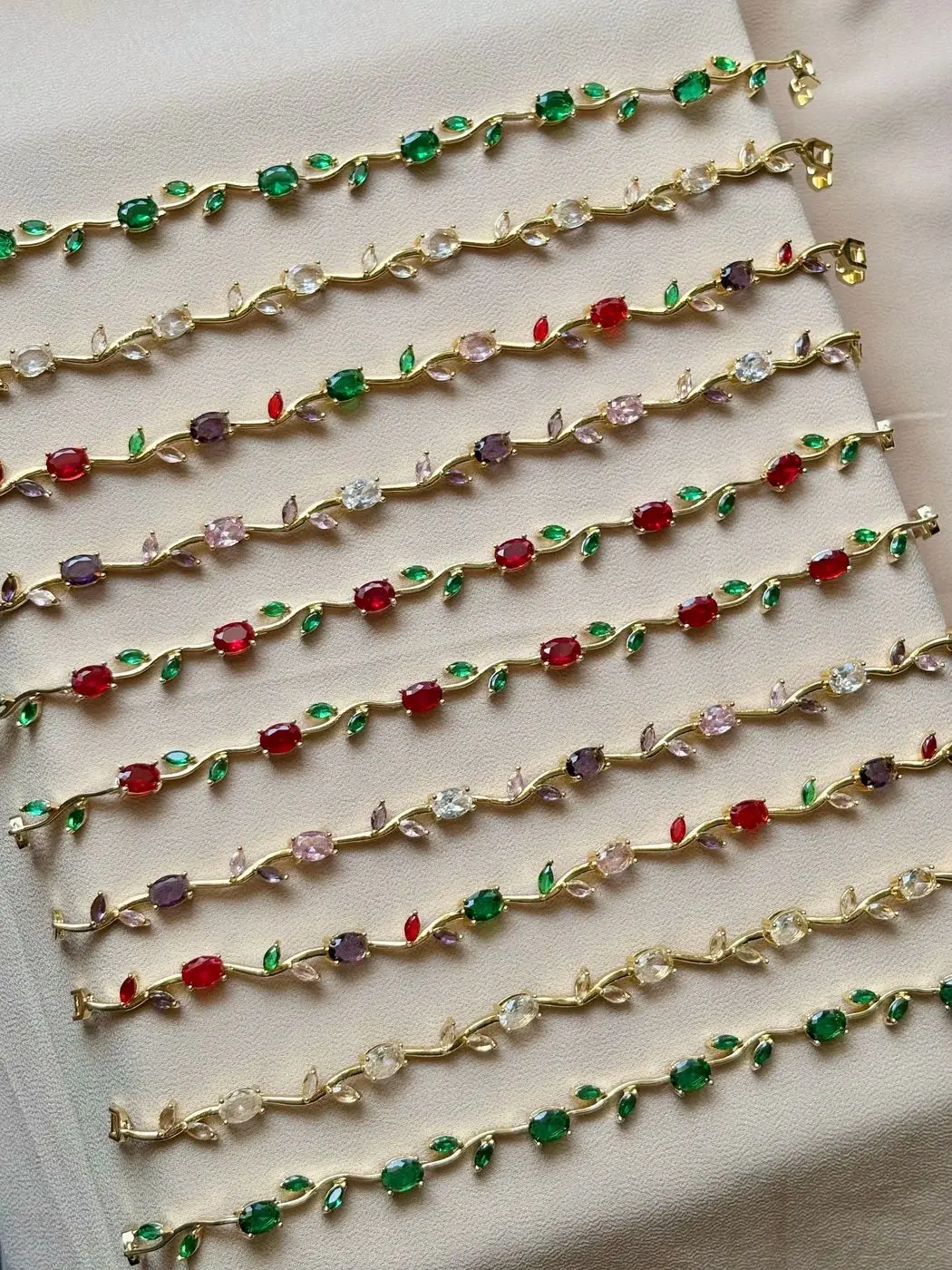 Tulip bracelet 1