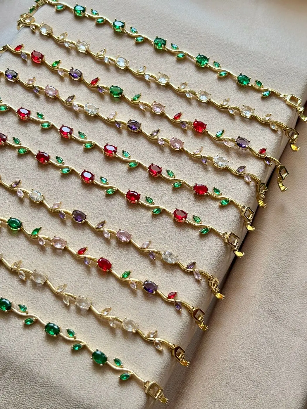 Tulip bracelet 4