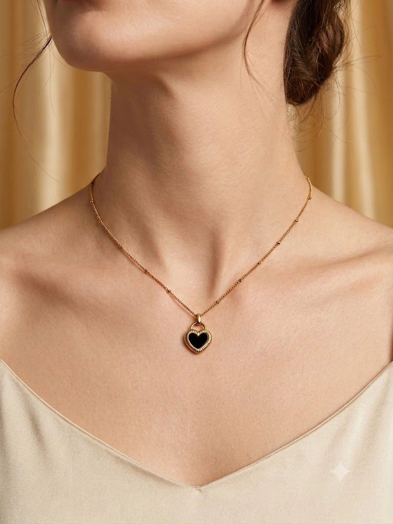 B & W dual pendant chain 2