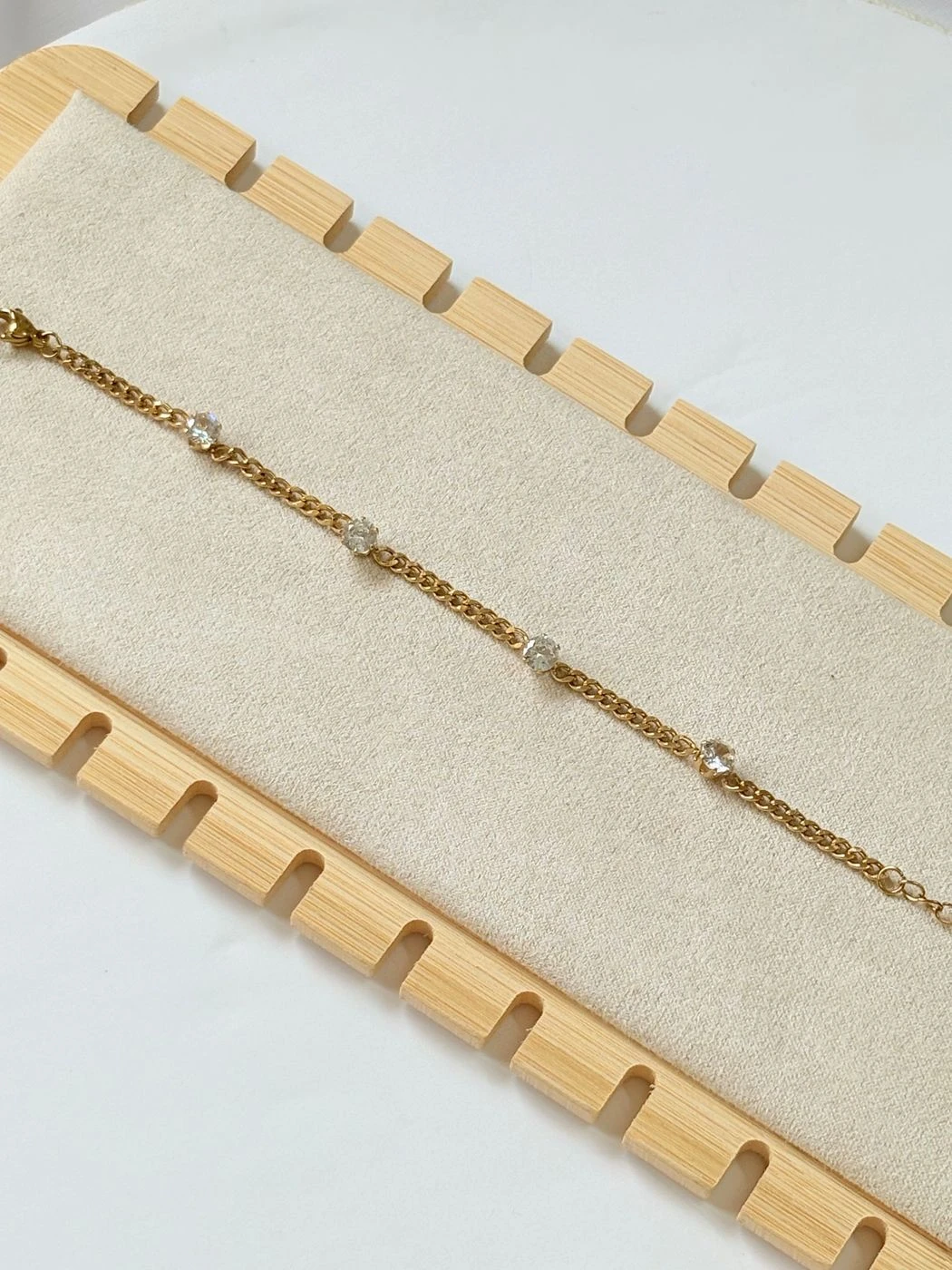 Dainty simple bracelet 1