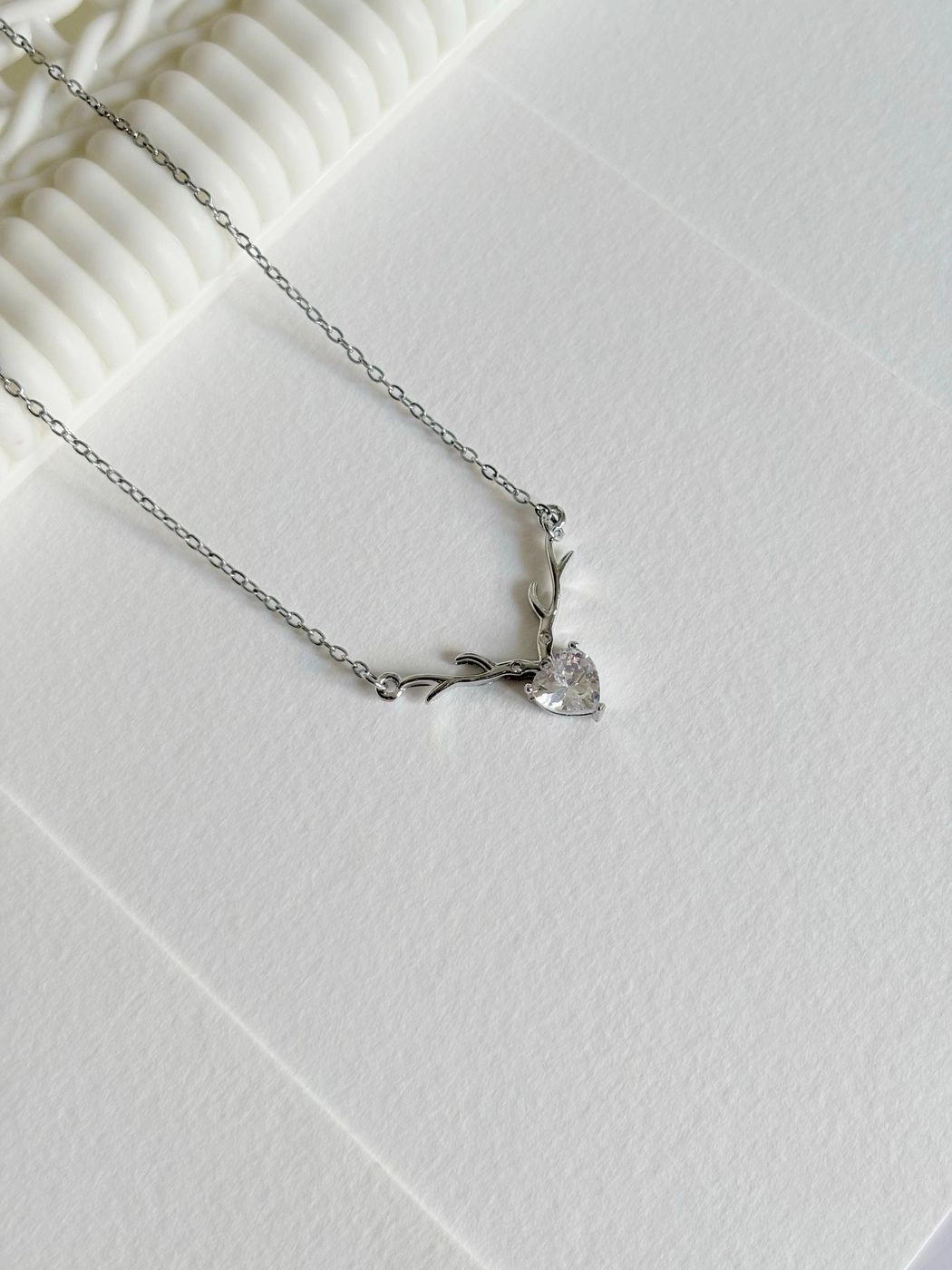 Heart reindeer chain