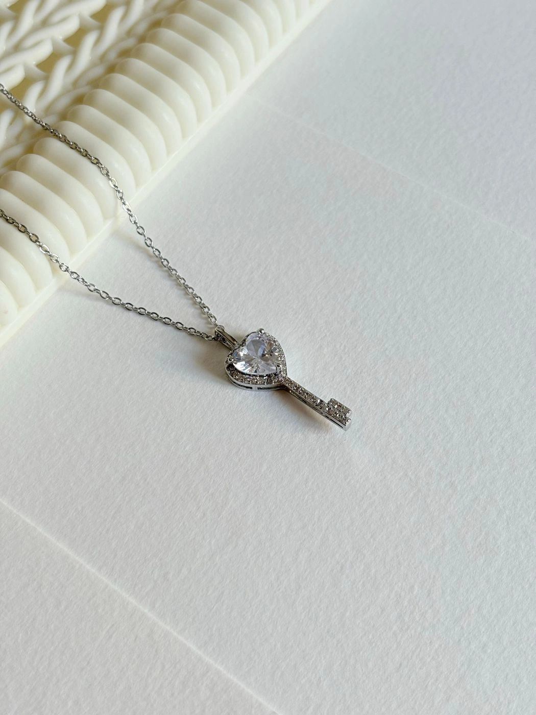 Heart key pendant chain