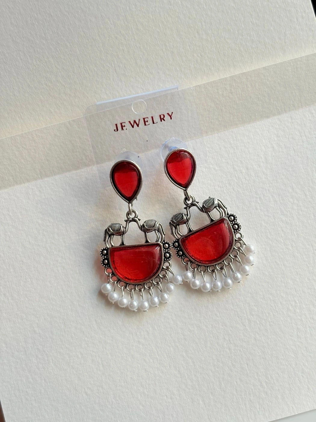 Camels standing earrings 2