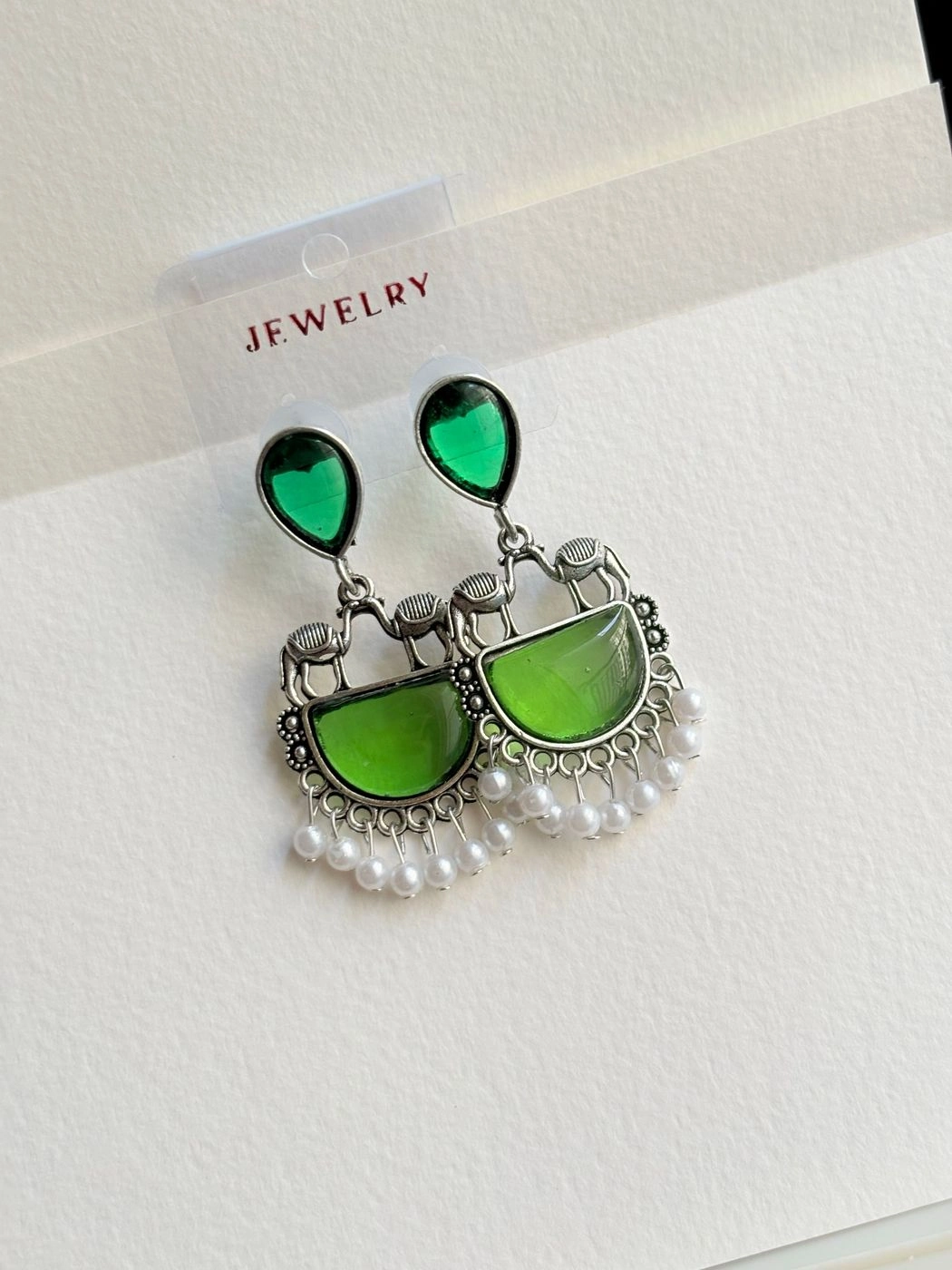 Camels standing earrings 7