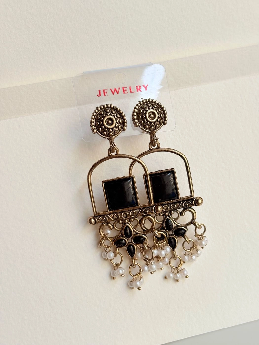 Window stones earrings 1