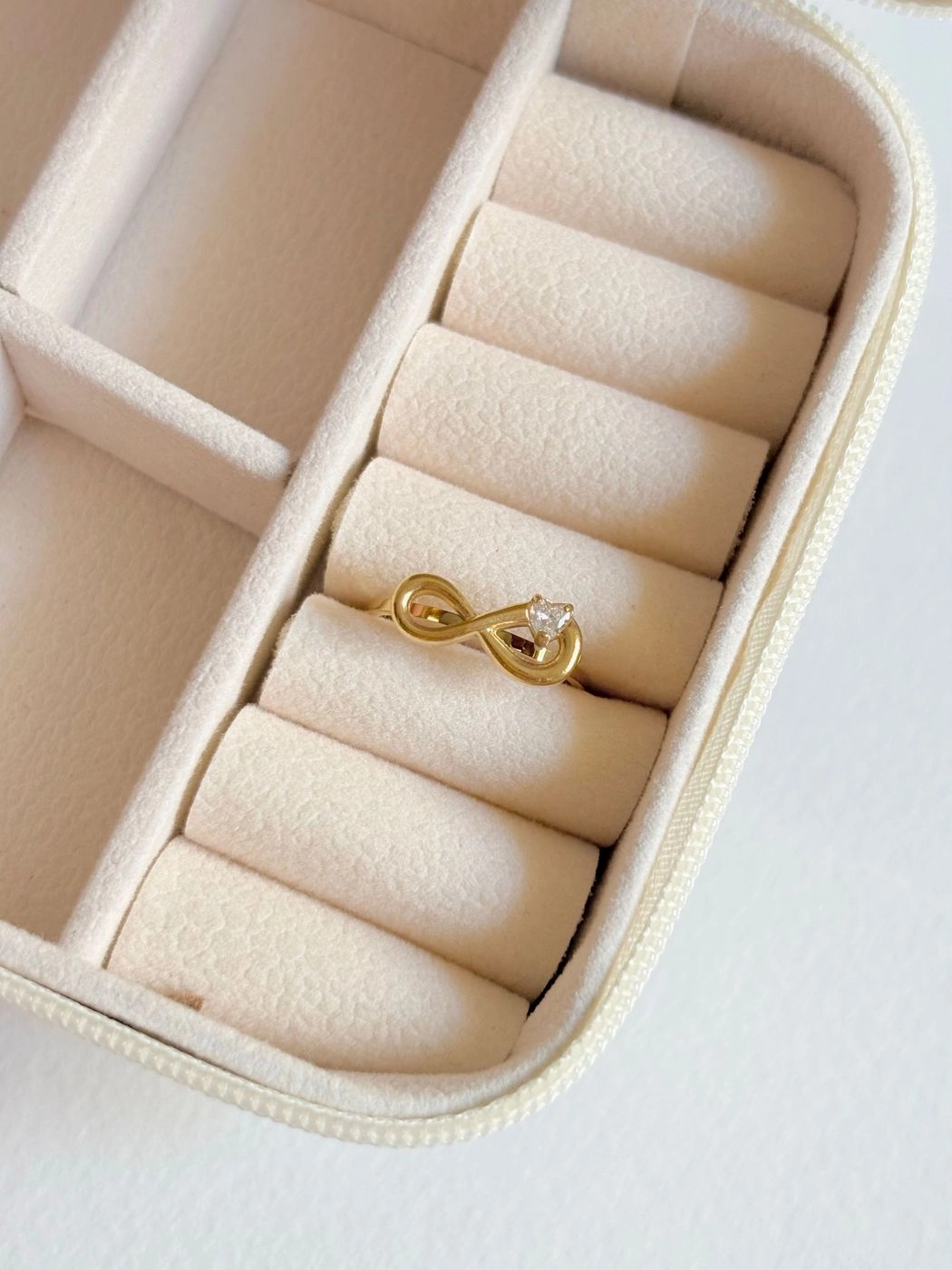 Infinity stone ring