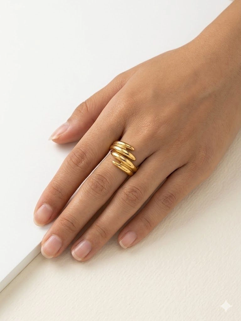 Stripes ring
