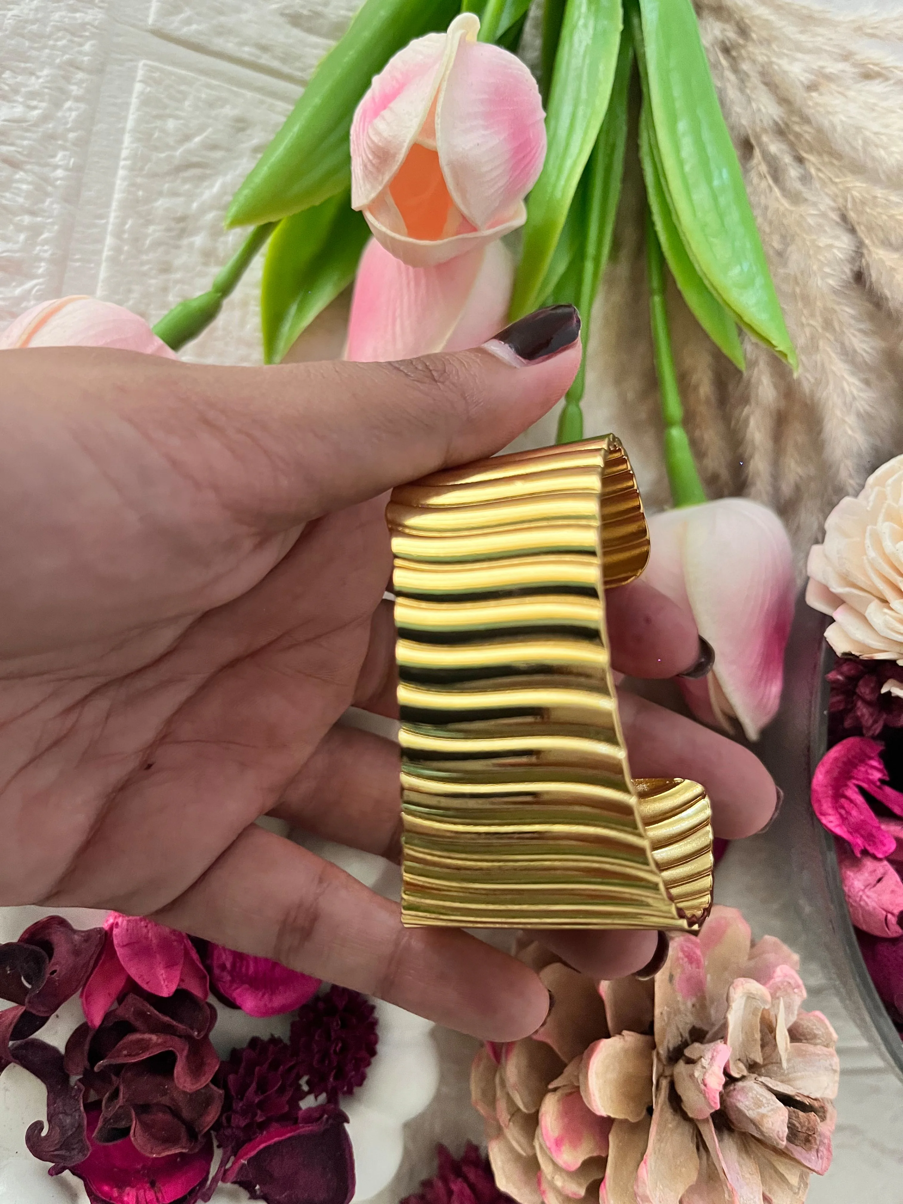 316L Stainless Steel (Premium Anti-Tarnish) Hand Cuff