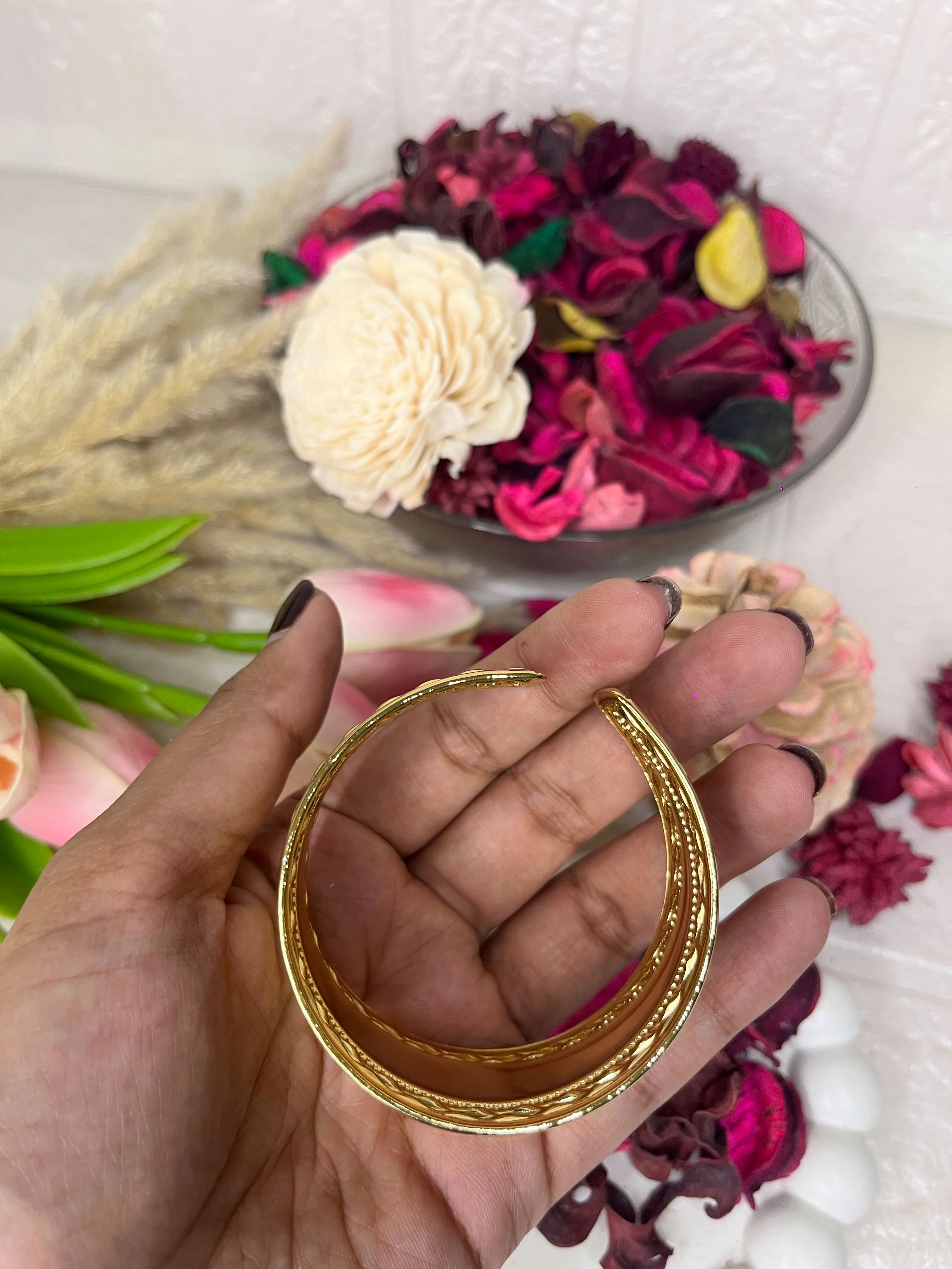 316L Stainless Steel (Premium Anti-Tarnish) Hand Cuff