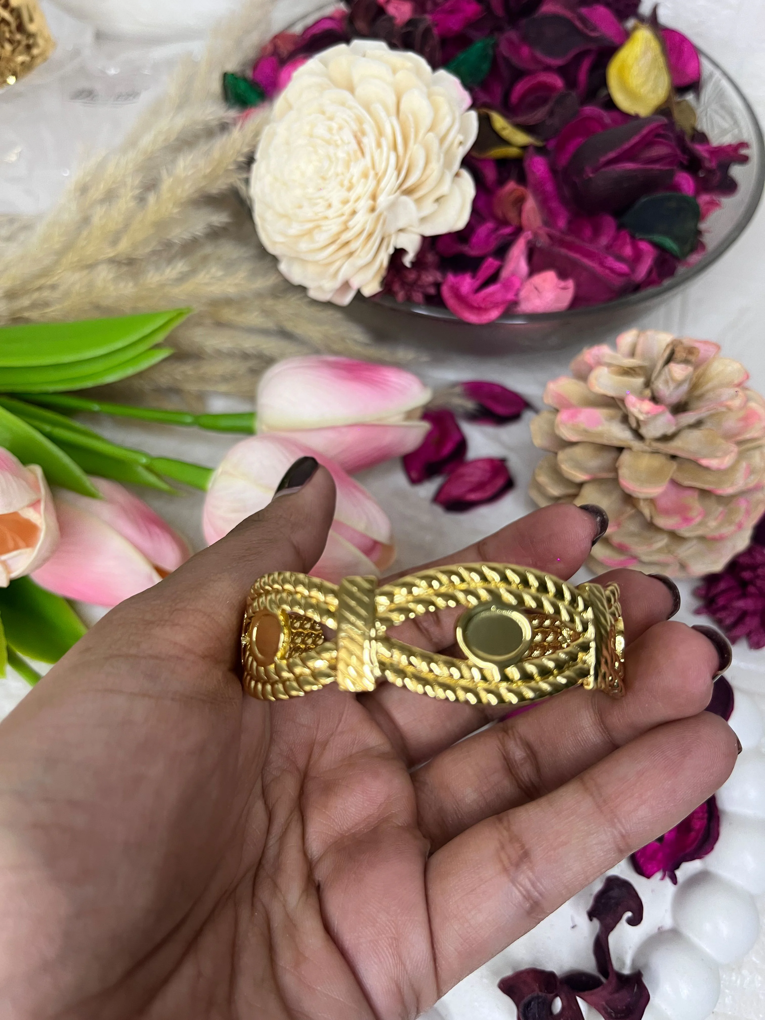 316L Stainless Steel (Premium Anti-Tarnish) Hand Cuff