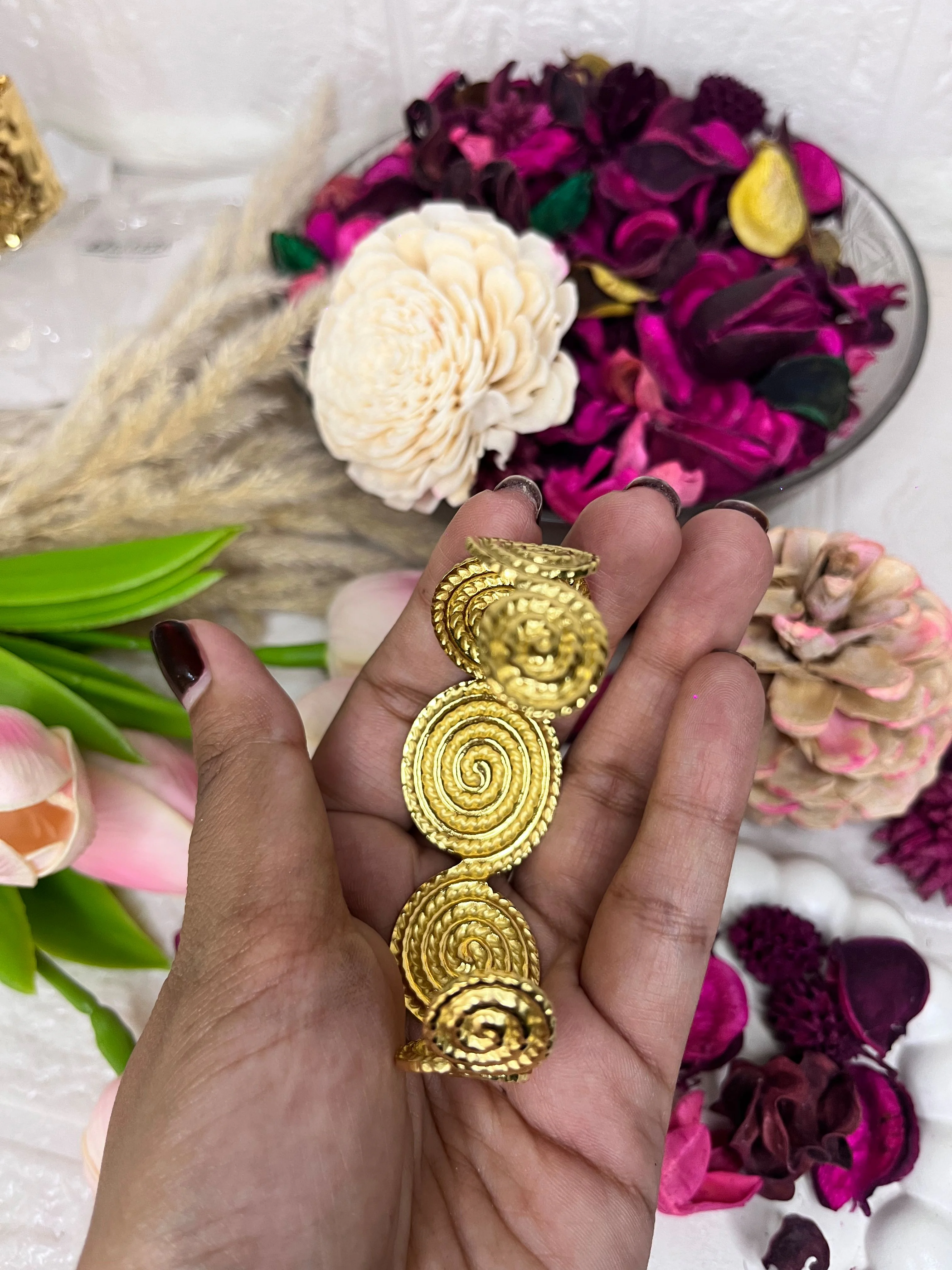 316L Stainless Steel (Premium Anti-Tarnish) Hand Cuff