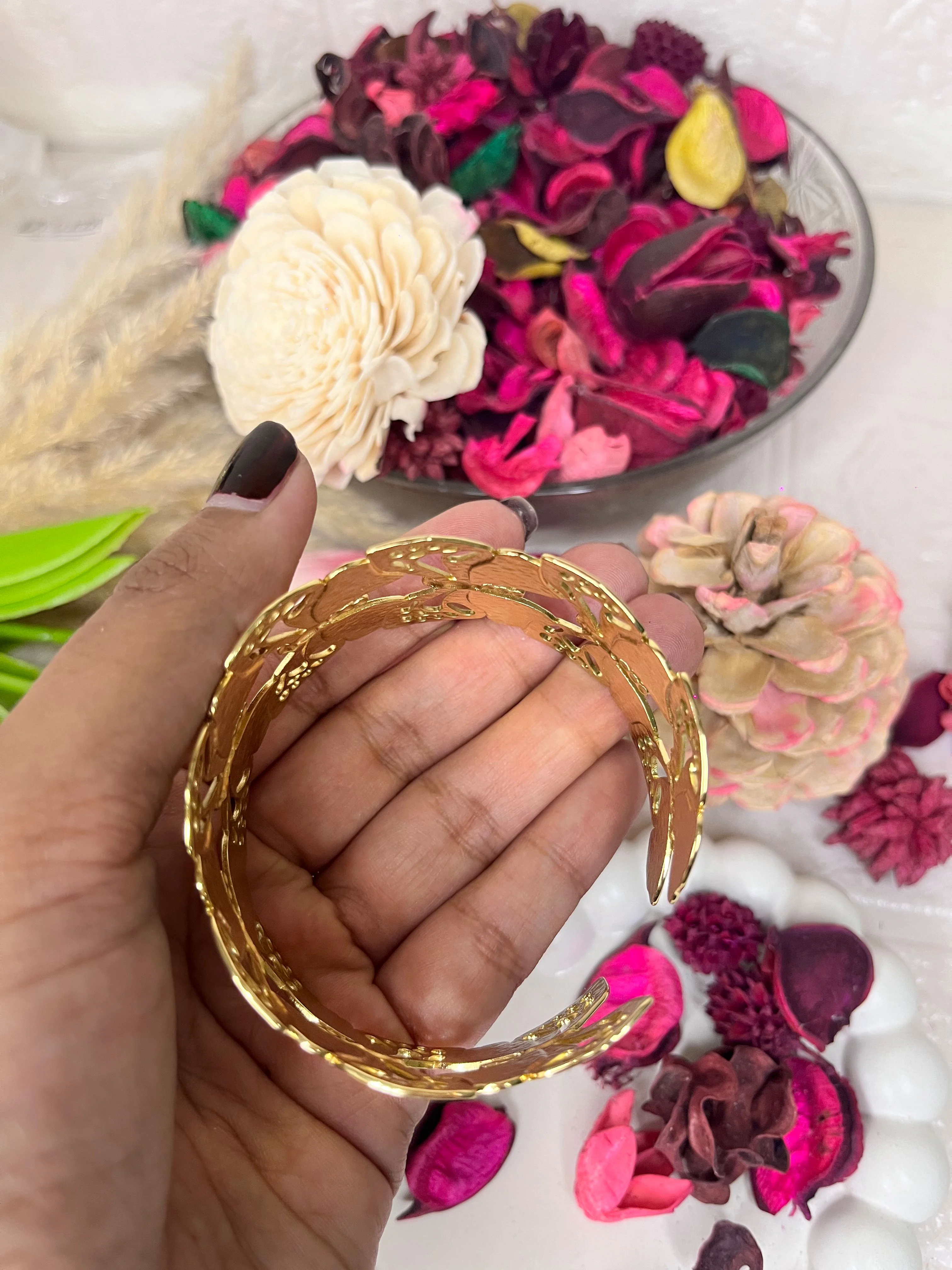 316L Stainless Steel (Premium Anti-Tarnish) Hand Cuff