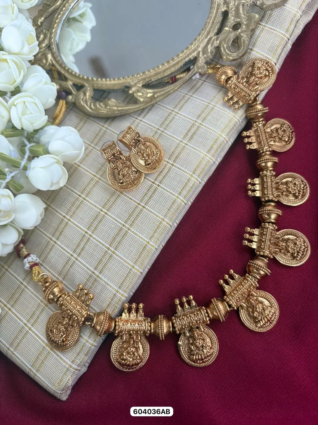 Menekha Necklace 2