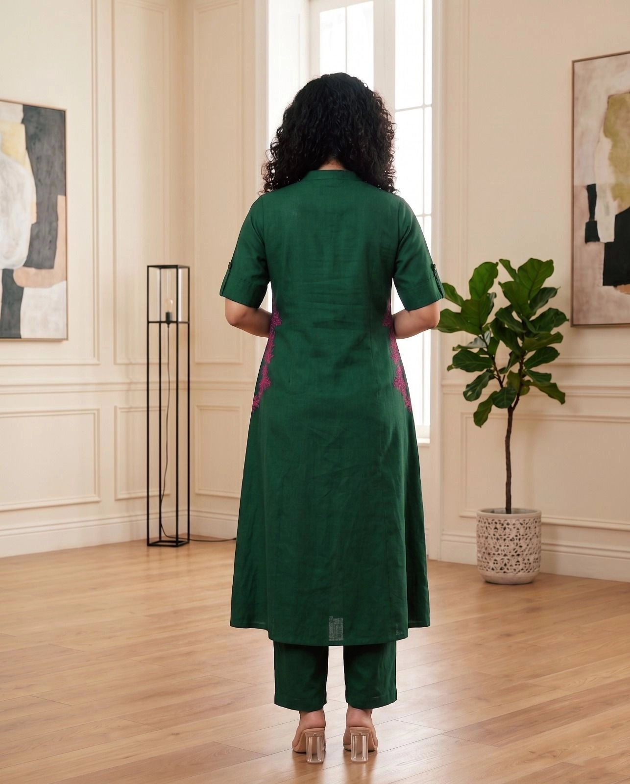 The Minimalist Side-Embroidery Kurta Co-Ord Set