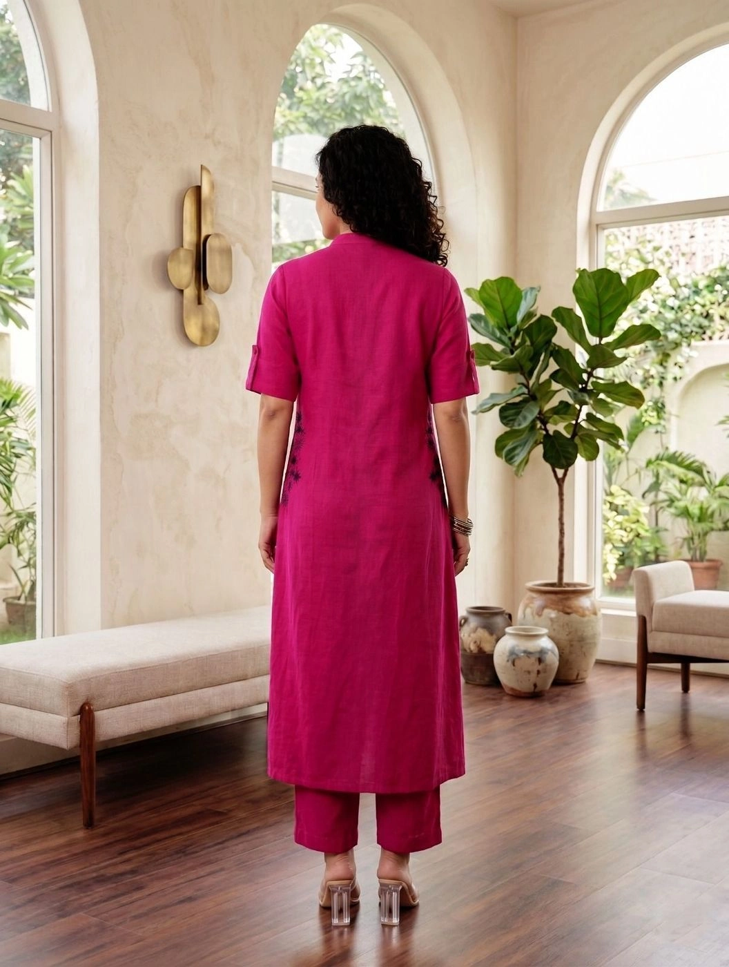 The Minimalist Side-Embroidery Kurta Co-Ord Set