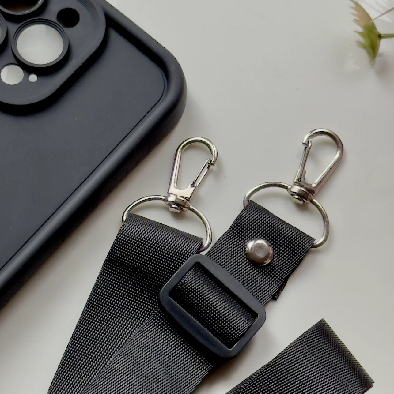 Premium iphone strap shoulder hanging case 3