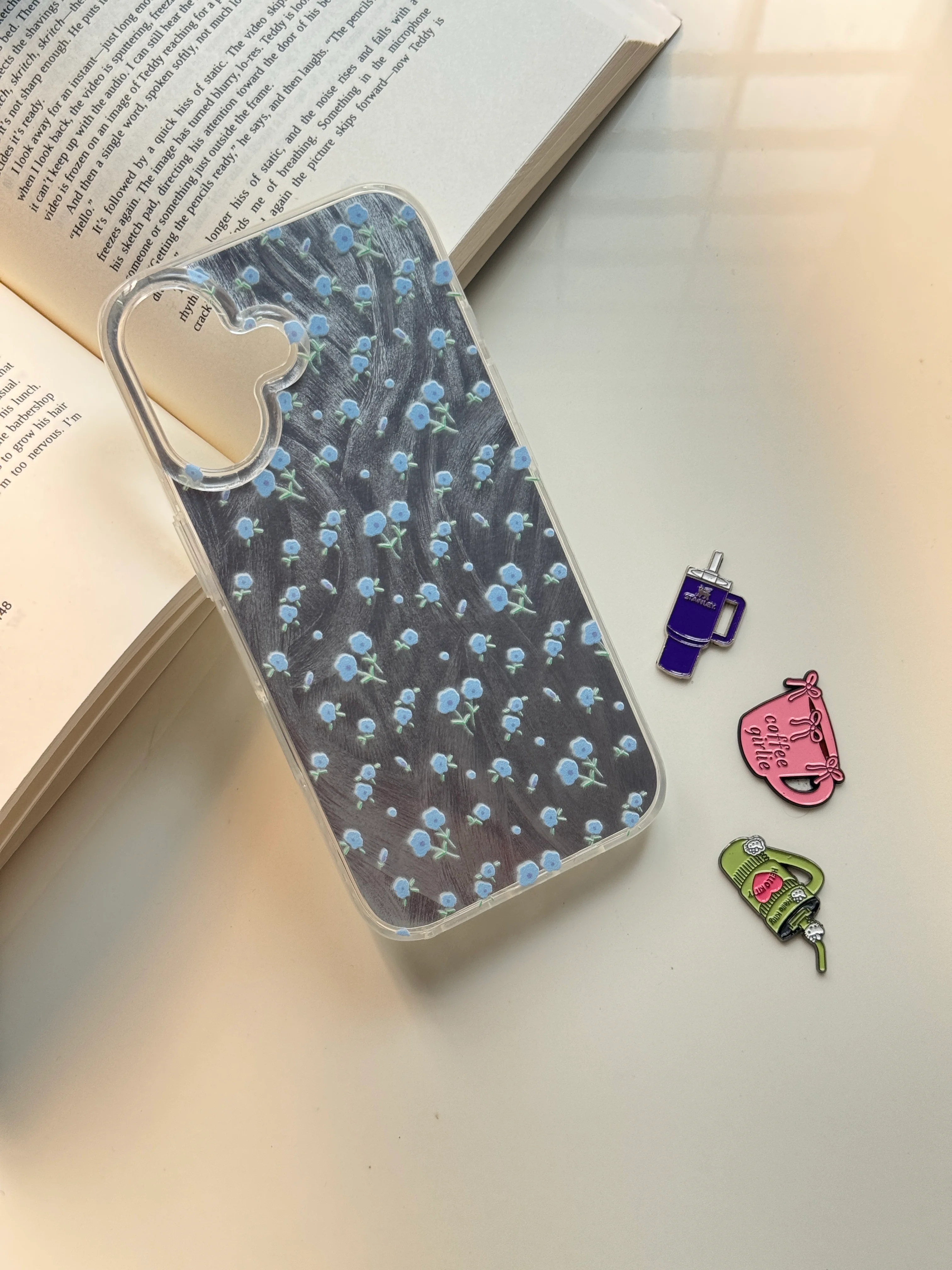 Aesthetic blu mini rose🌊🦋