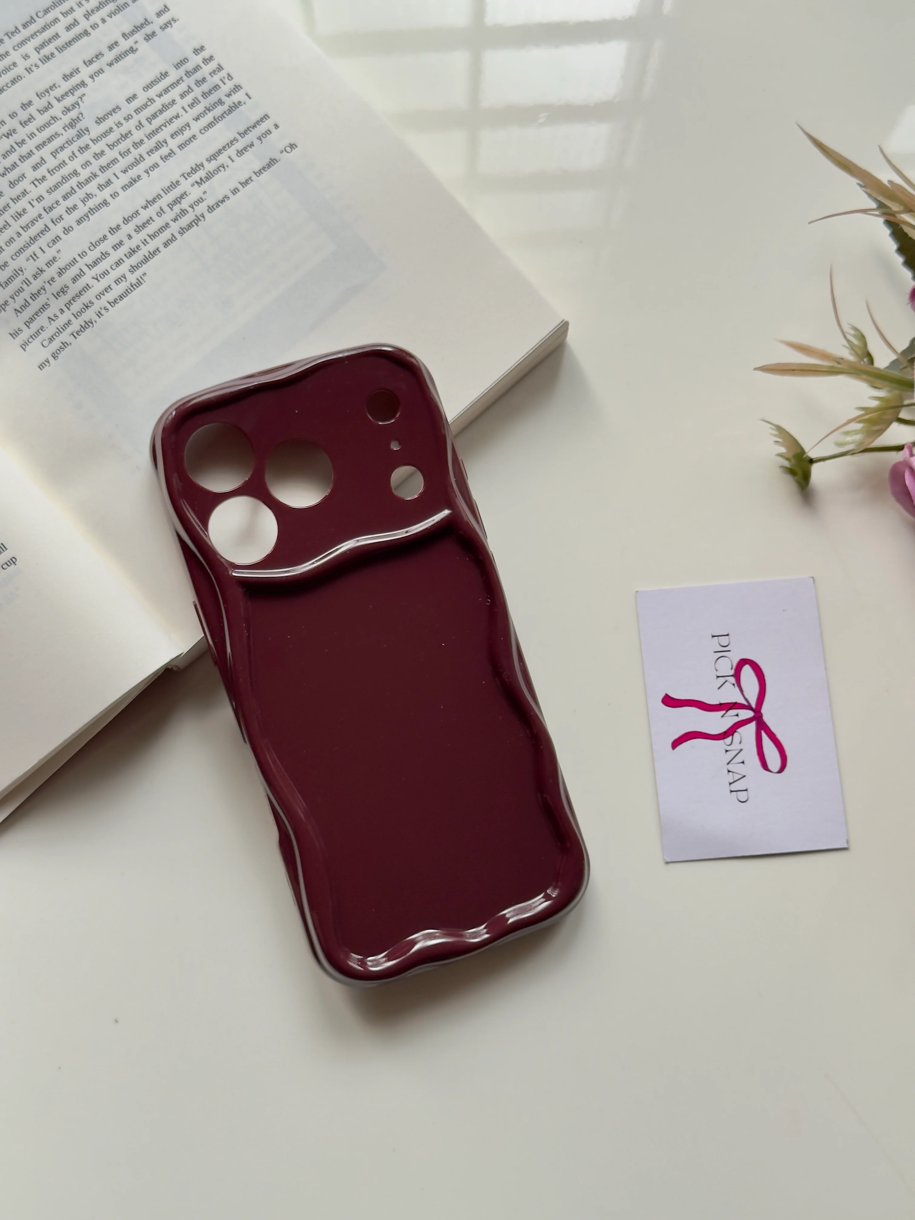 Burgundy Cream pattern case