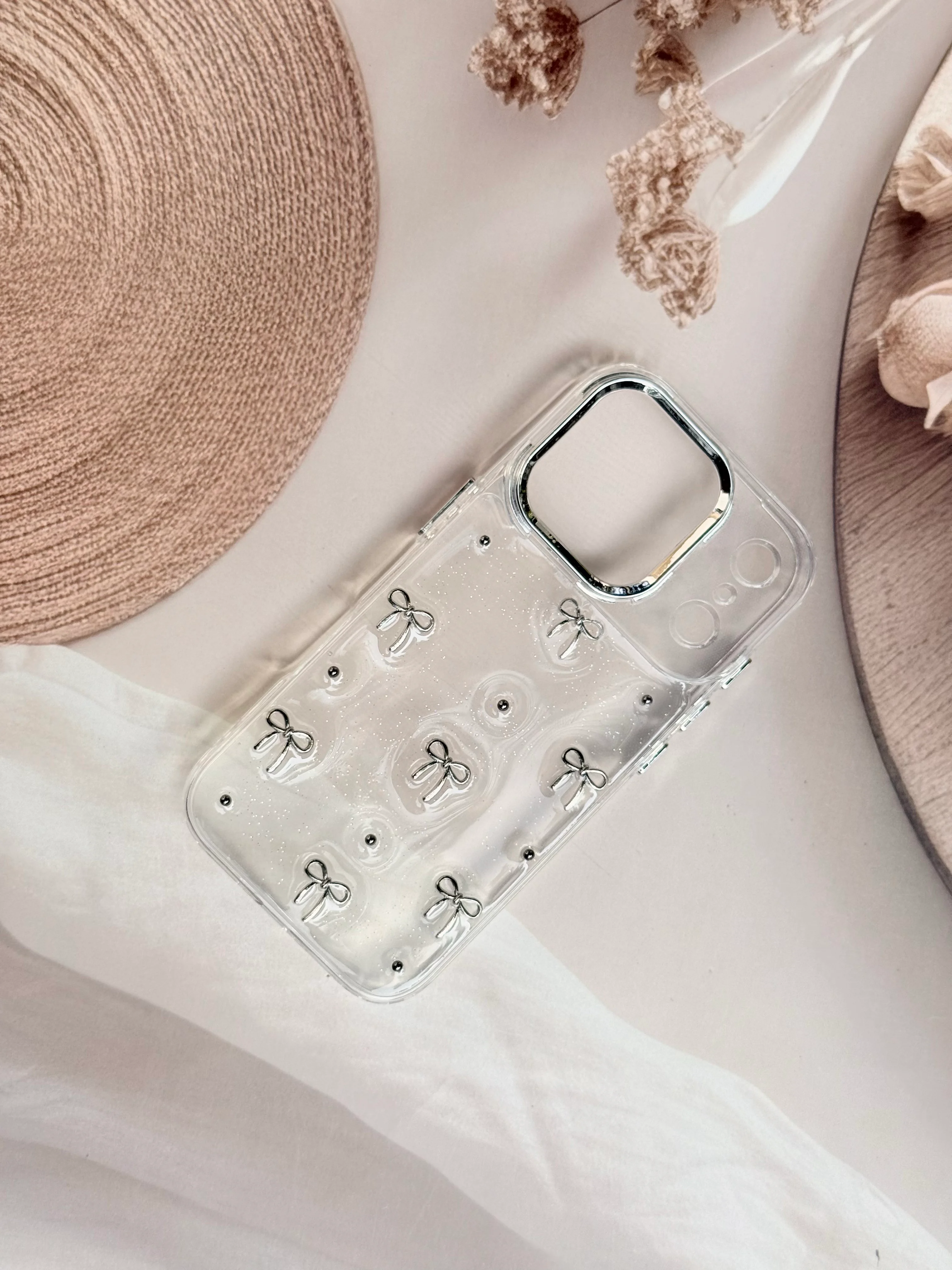 Pearl bowknot case🤍 2