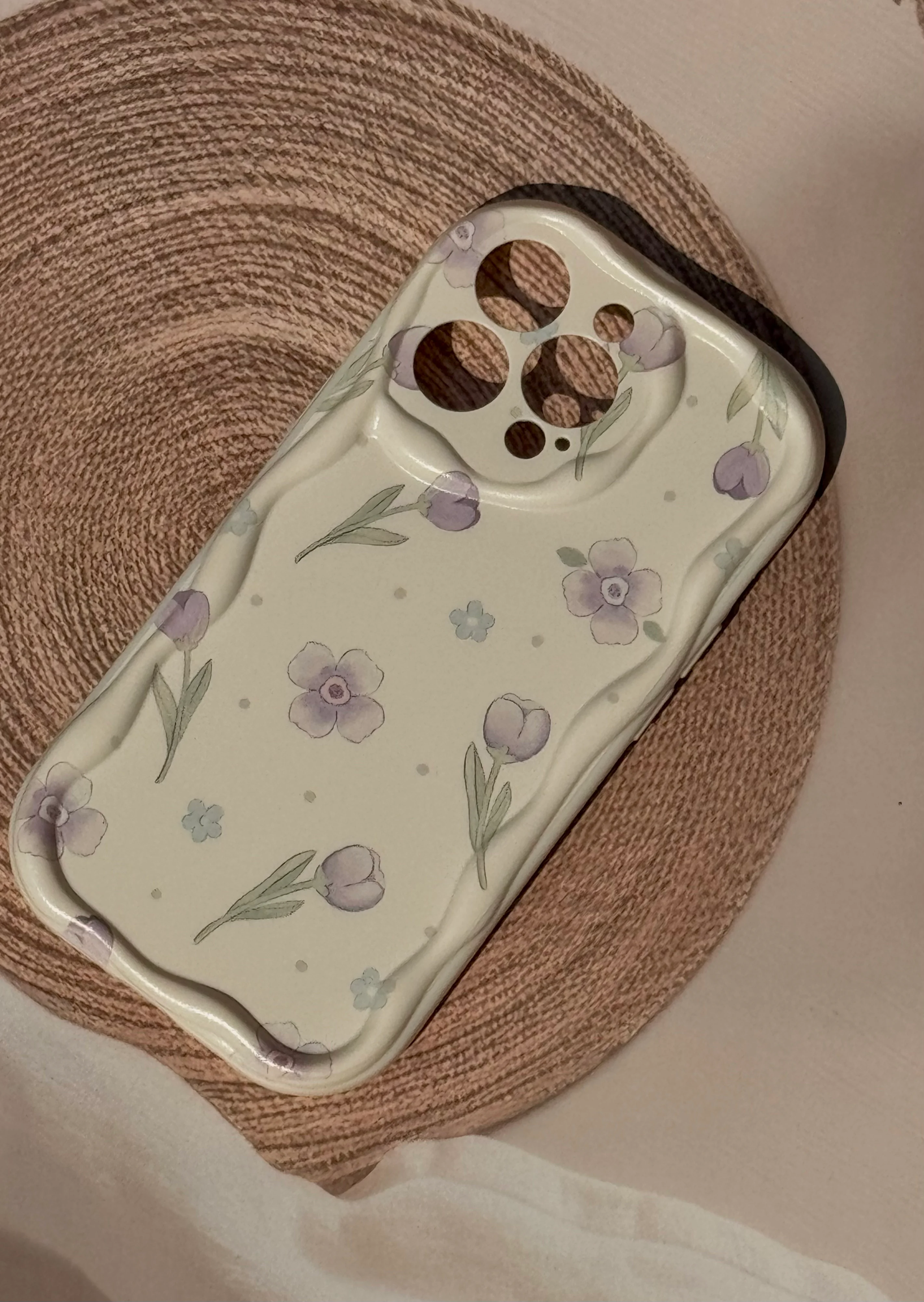 Vintage Creative Purple Floral 🪻 Pattern Cream Texture Case🤍✨ 2