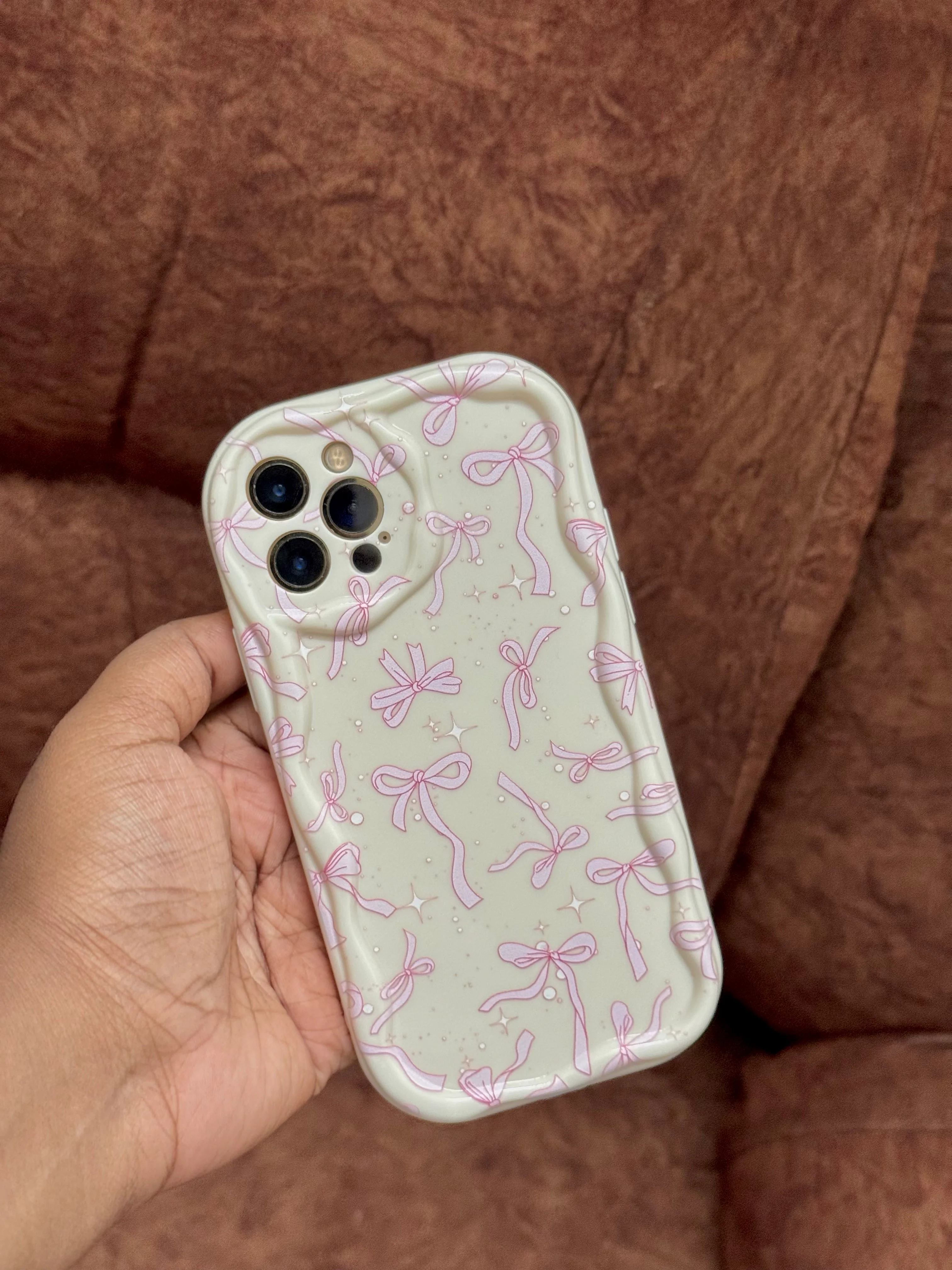 Butter cream bow case 2