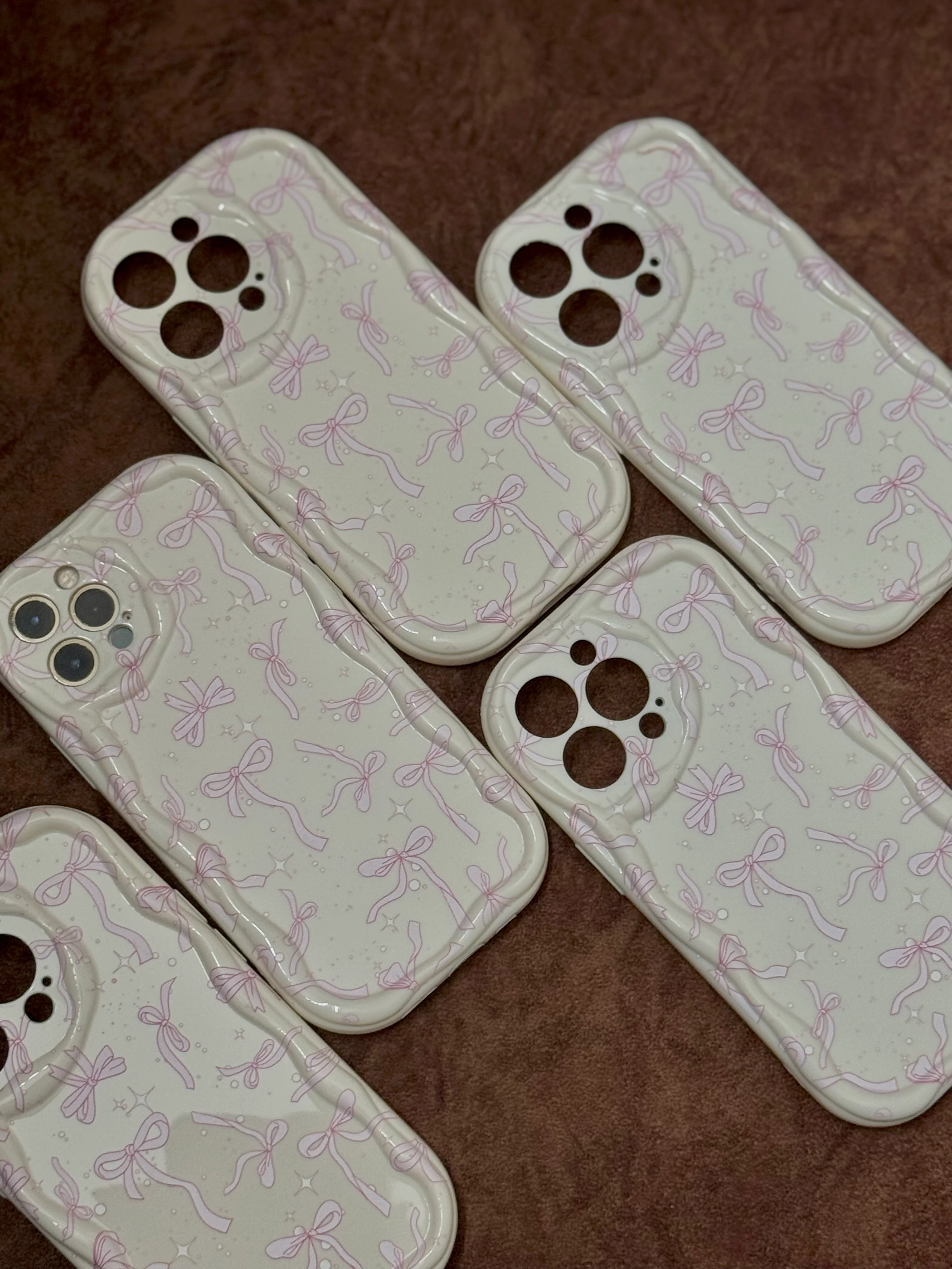 Butter cream bow case 3