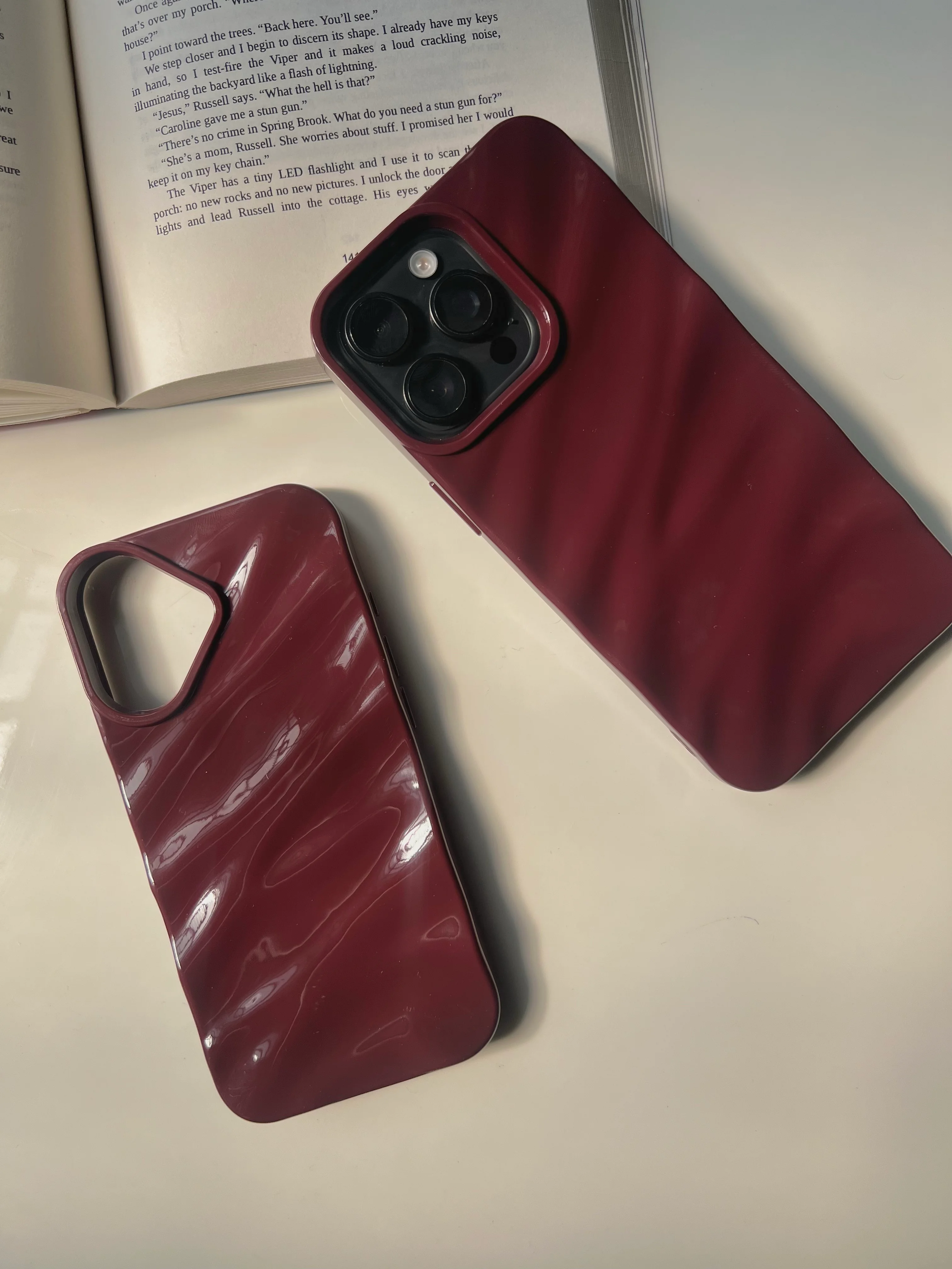 Trending burgundy case 3