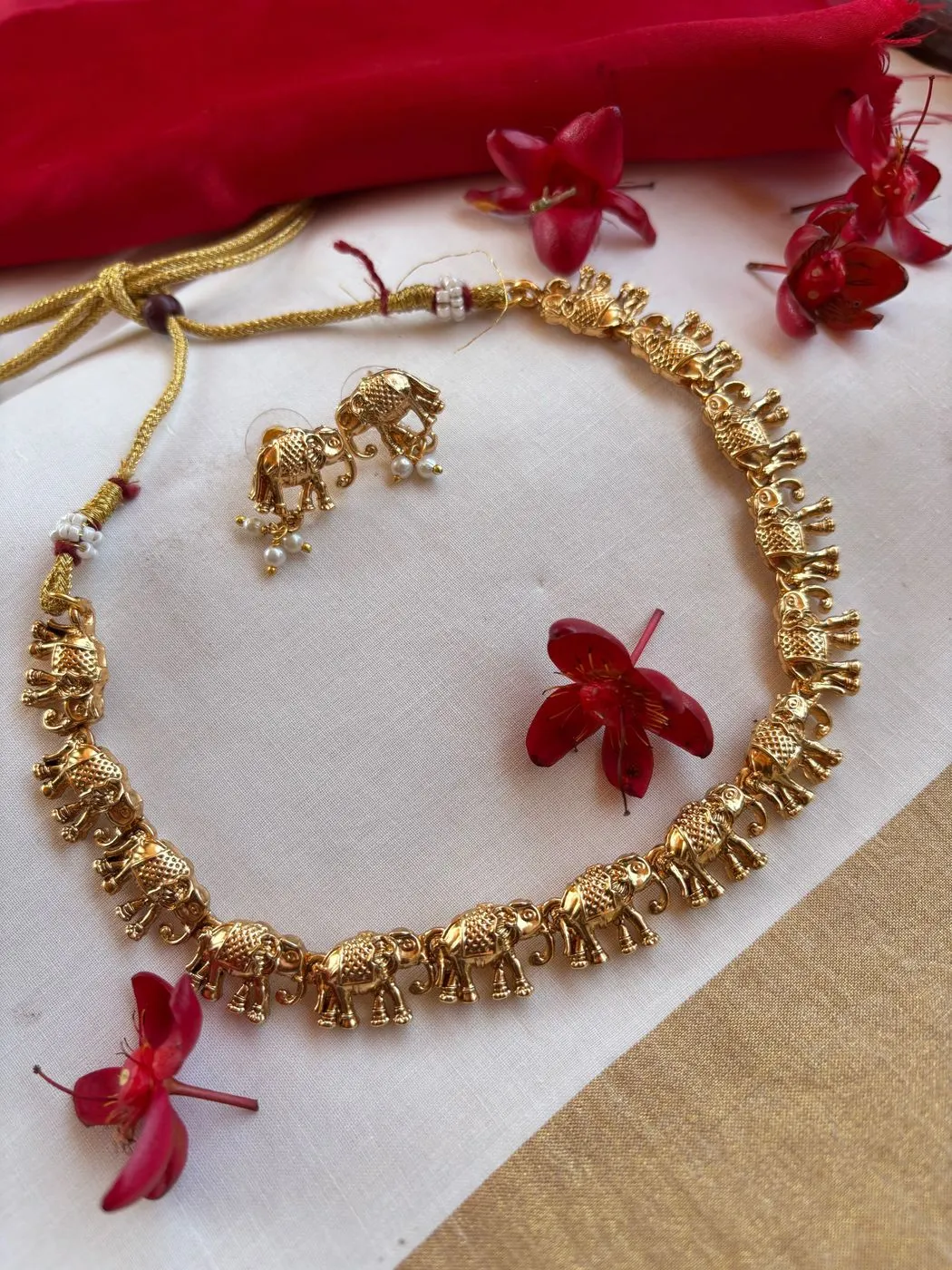 Matte Gold Gaja Haram